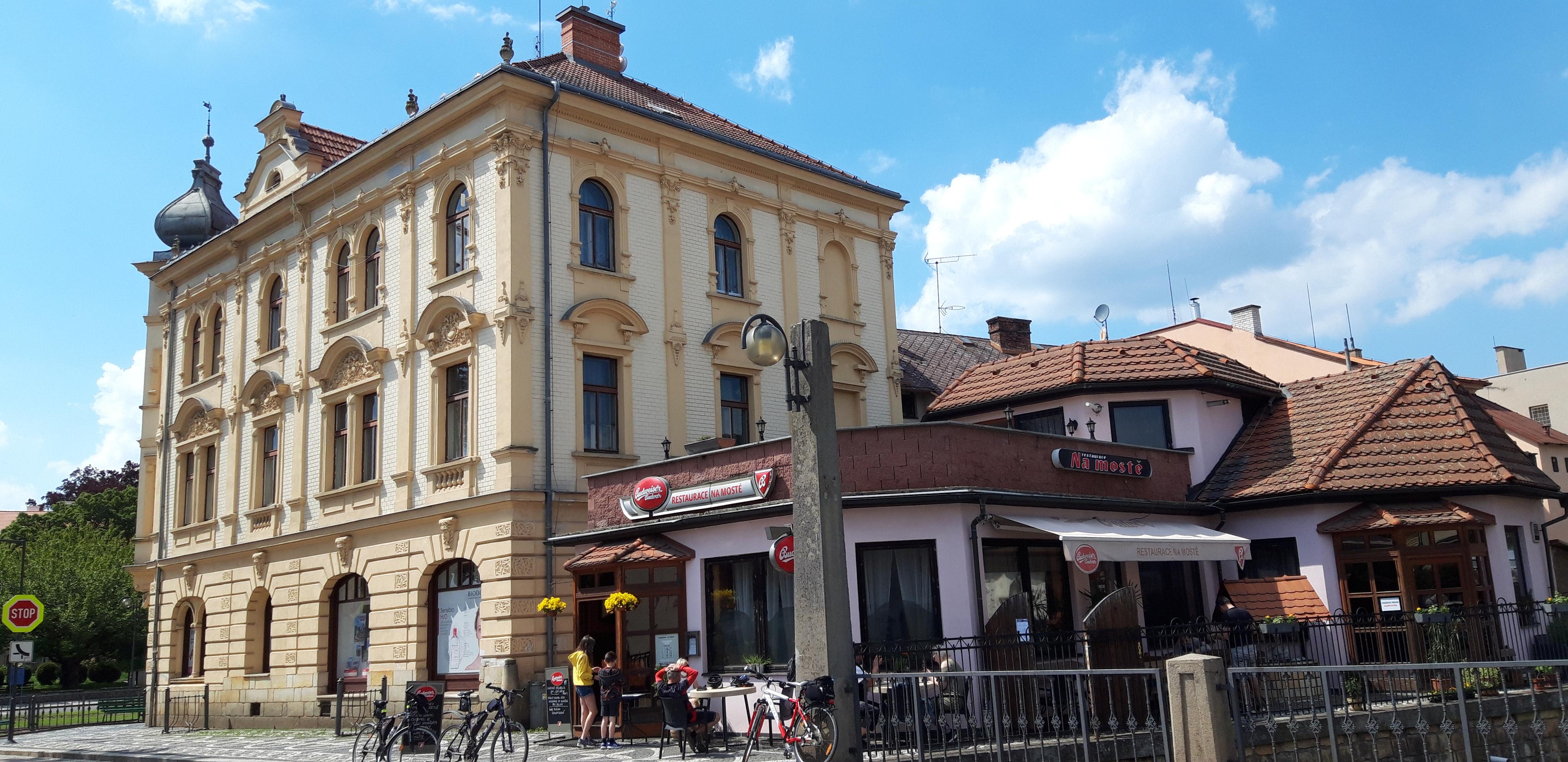Restaurace Na mostě foto 2