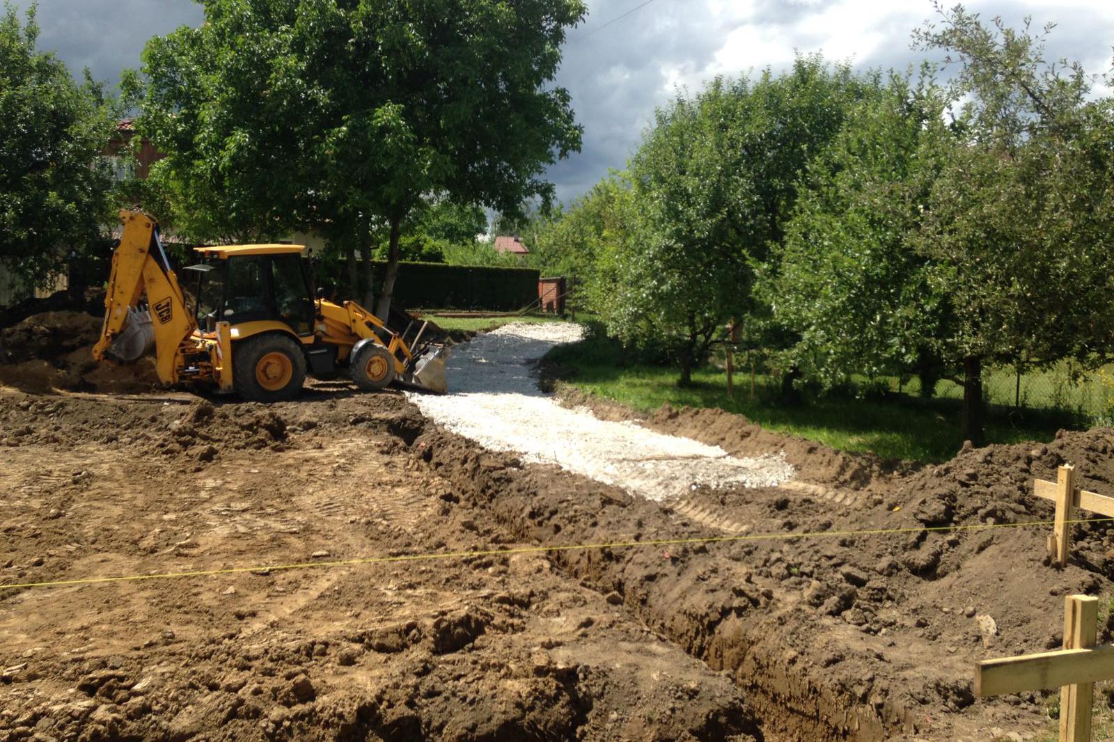 Miroslav Olívka - zemní práce traktorbagrem