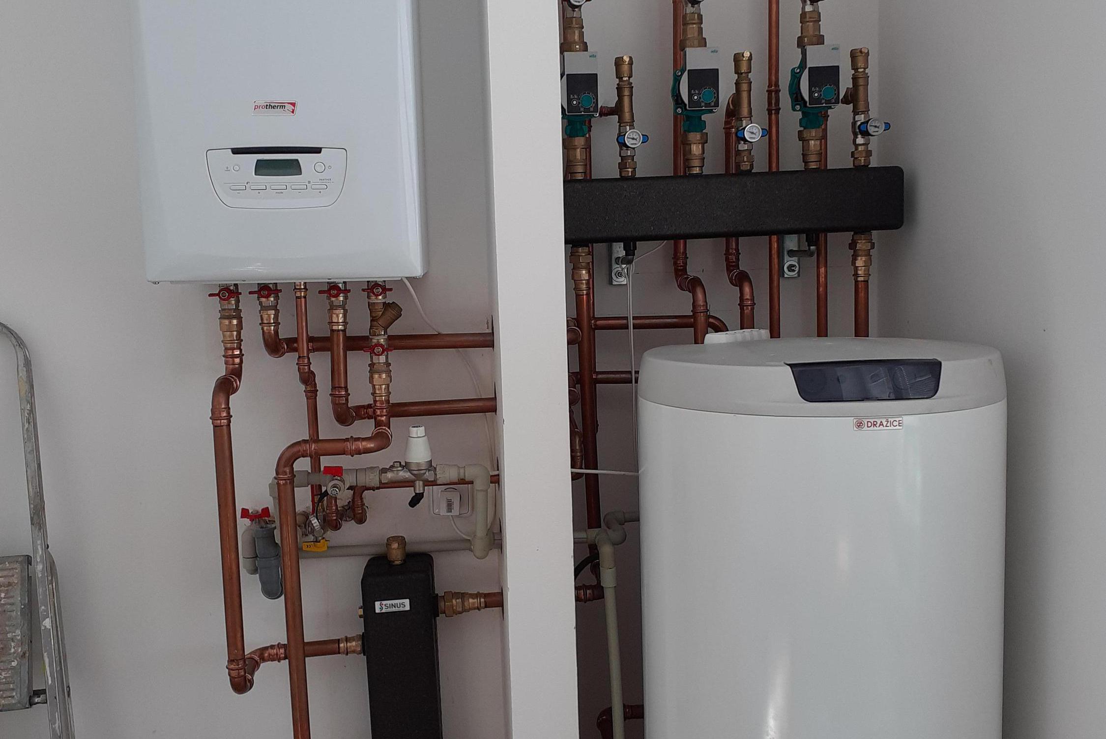 PRVNÍ TOPENÁŘSKÁ, s.r.o.