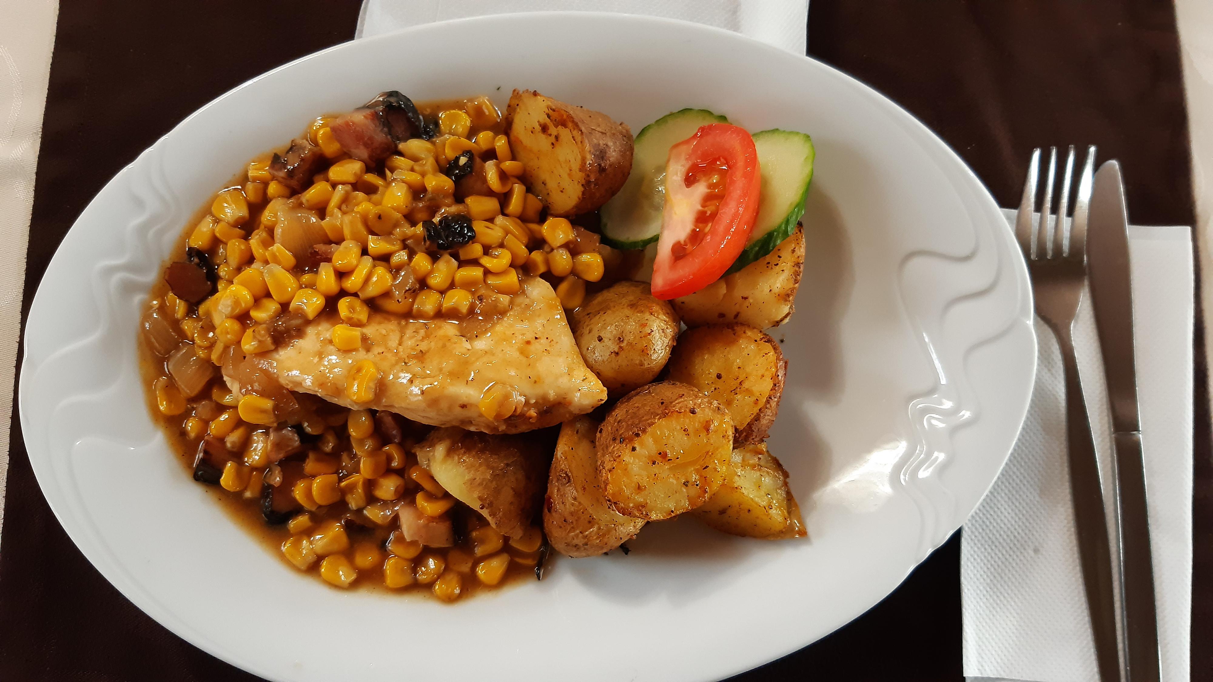 Restaurace Hotel Lázně Kostelec foto 4