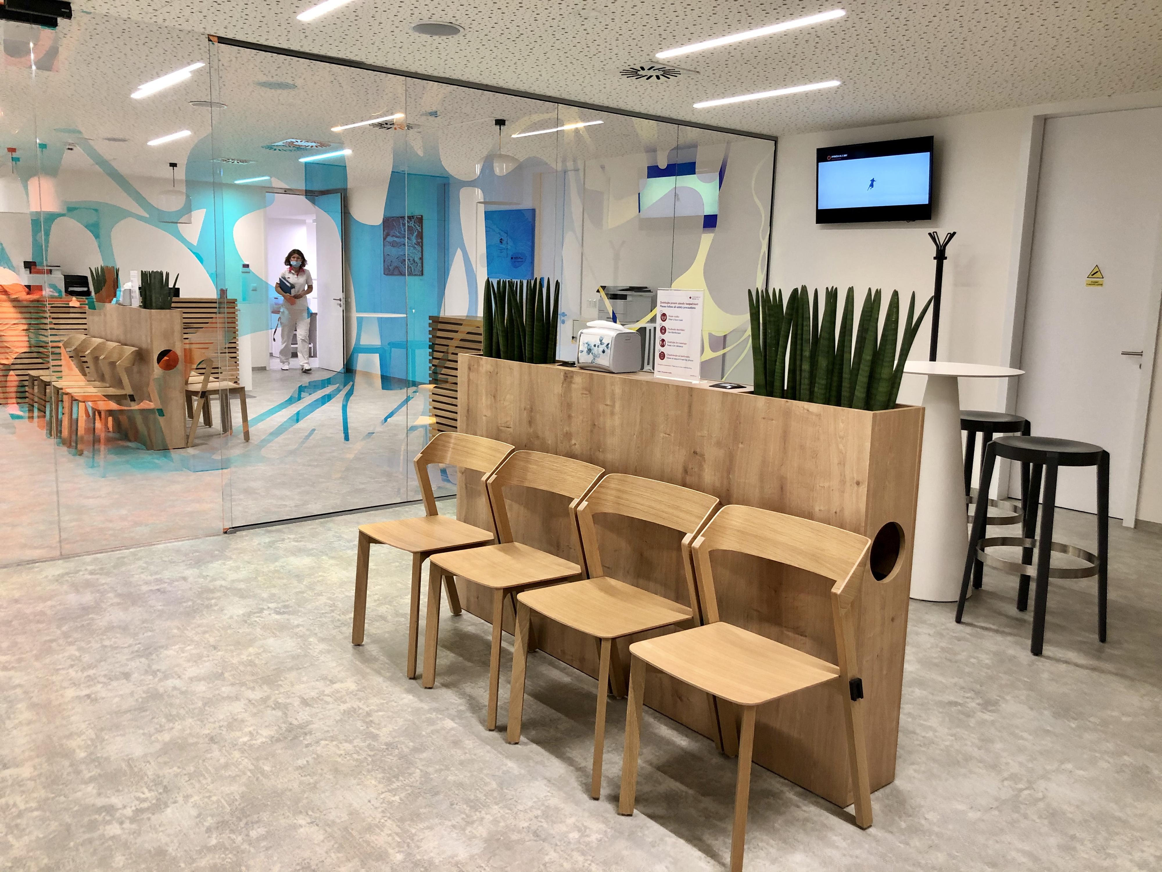 Canadian Medical - Apeiron foto 2