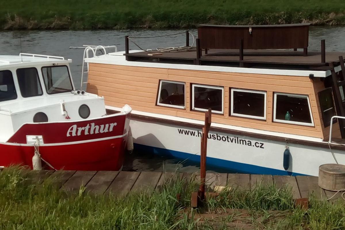 Půjčovna hausbotů HausbotVilma.cz foto 1