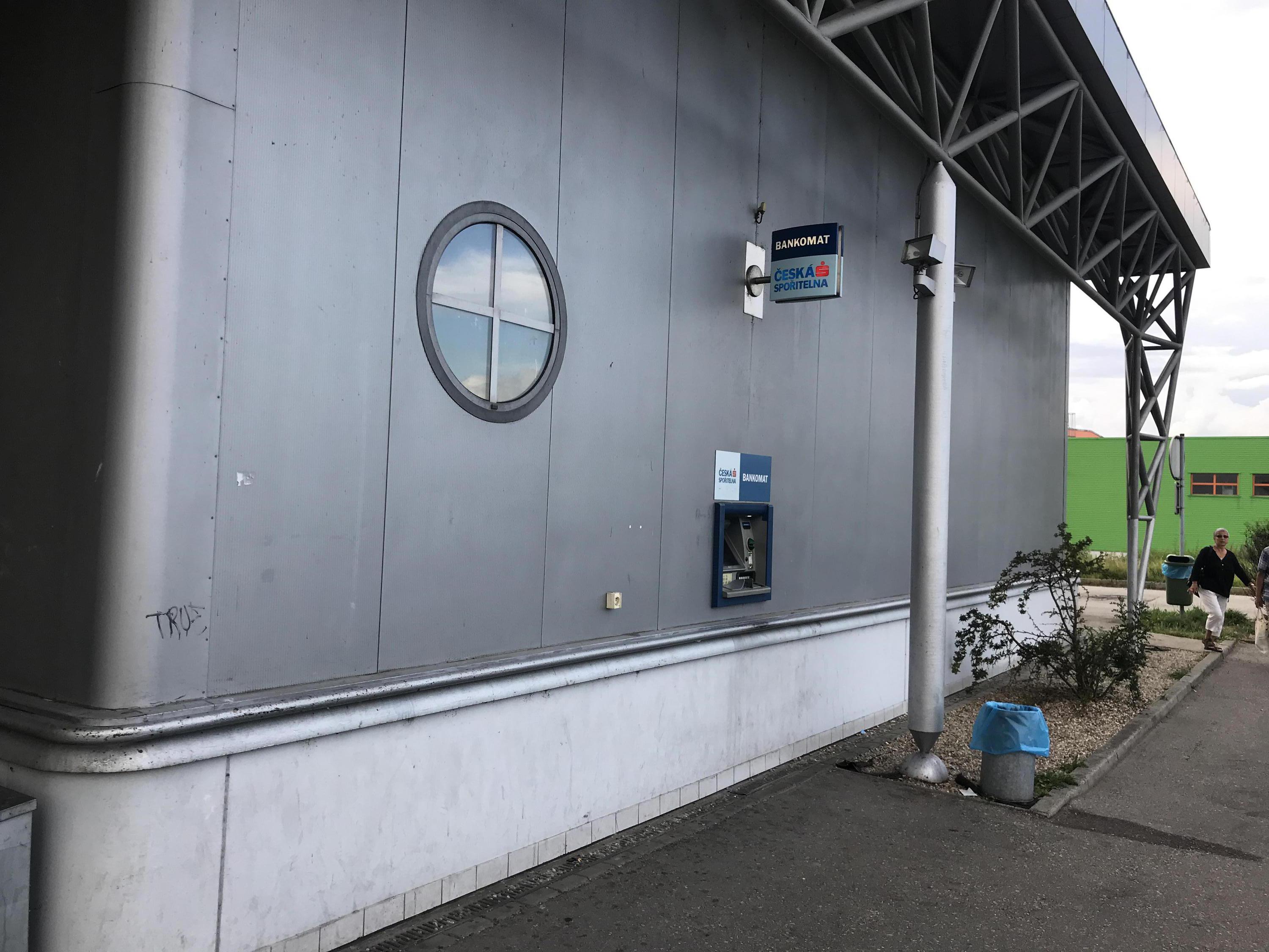 Bankomat České spořitelny foto 3