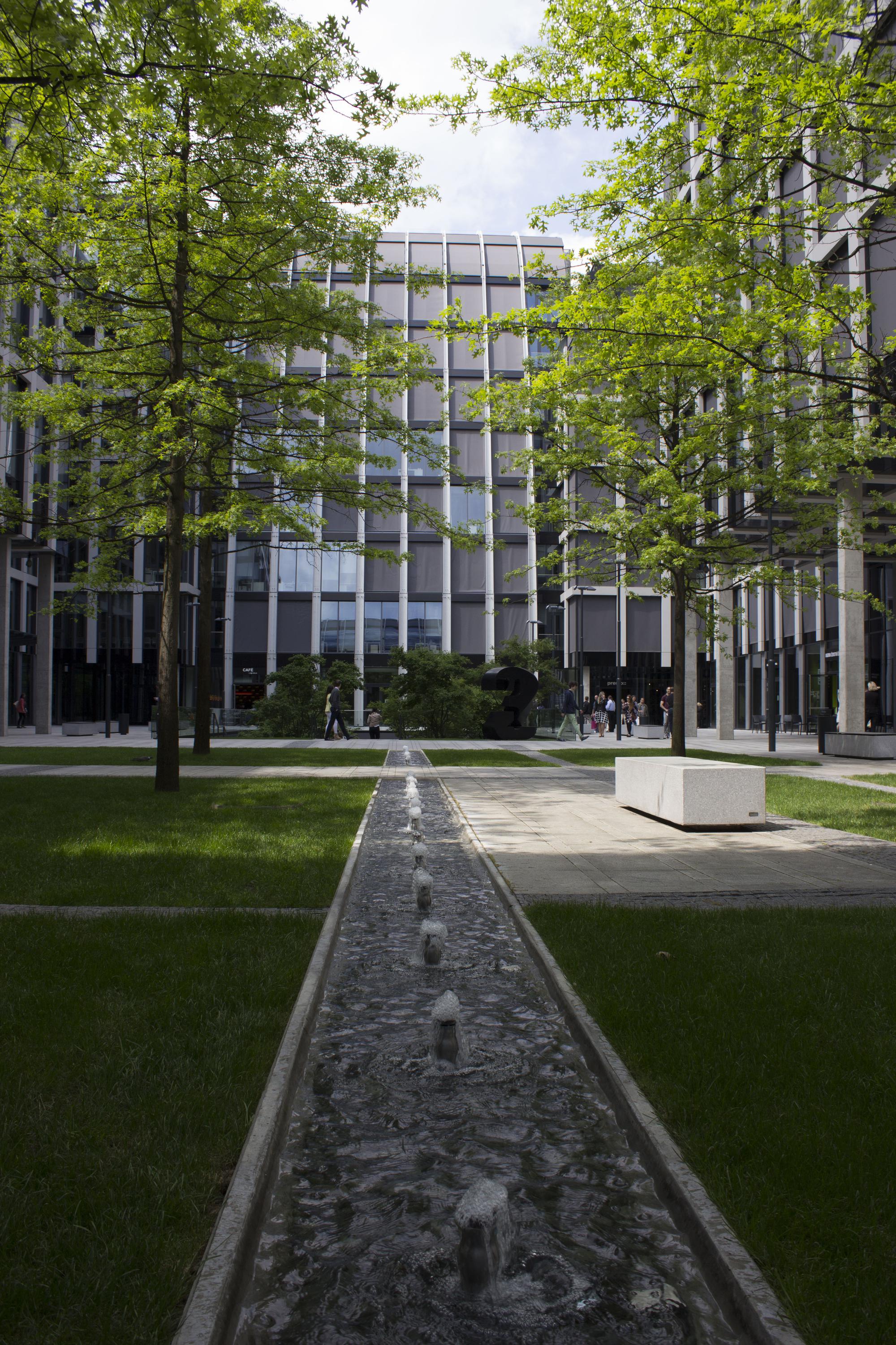 HAVEL & PARTNERS foto 5