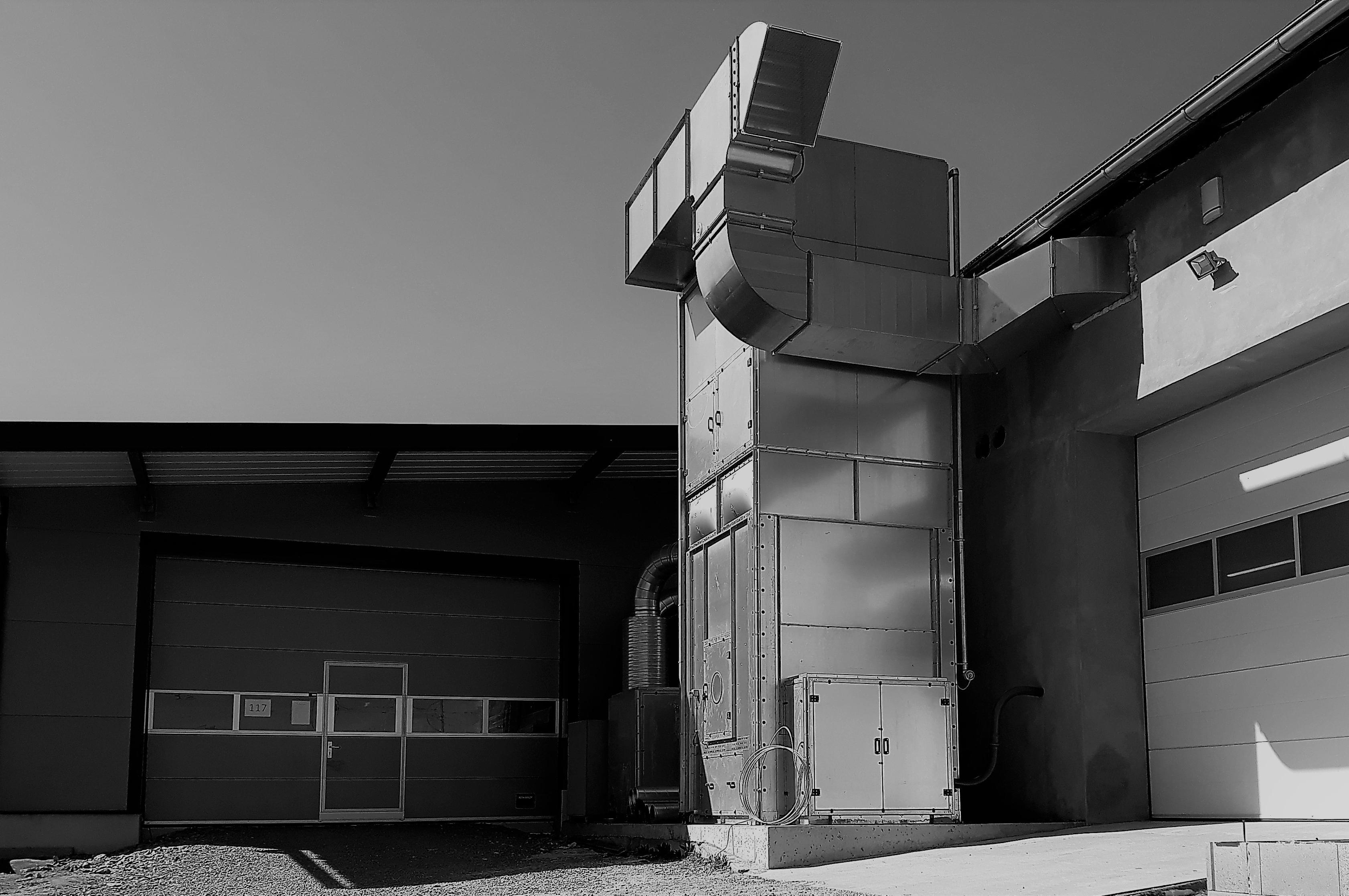 TRUHLÁŘSTVÍ - VLADISLAV PÁNEK