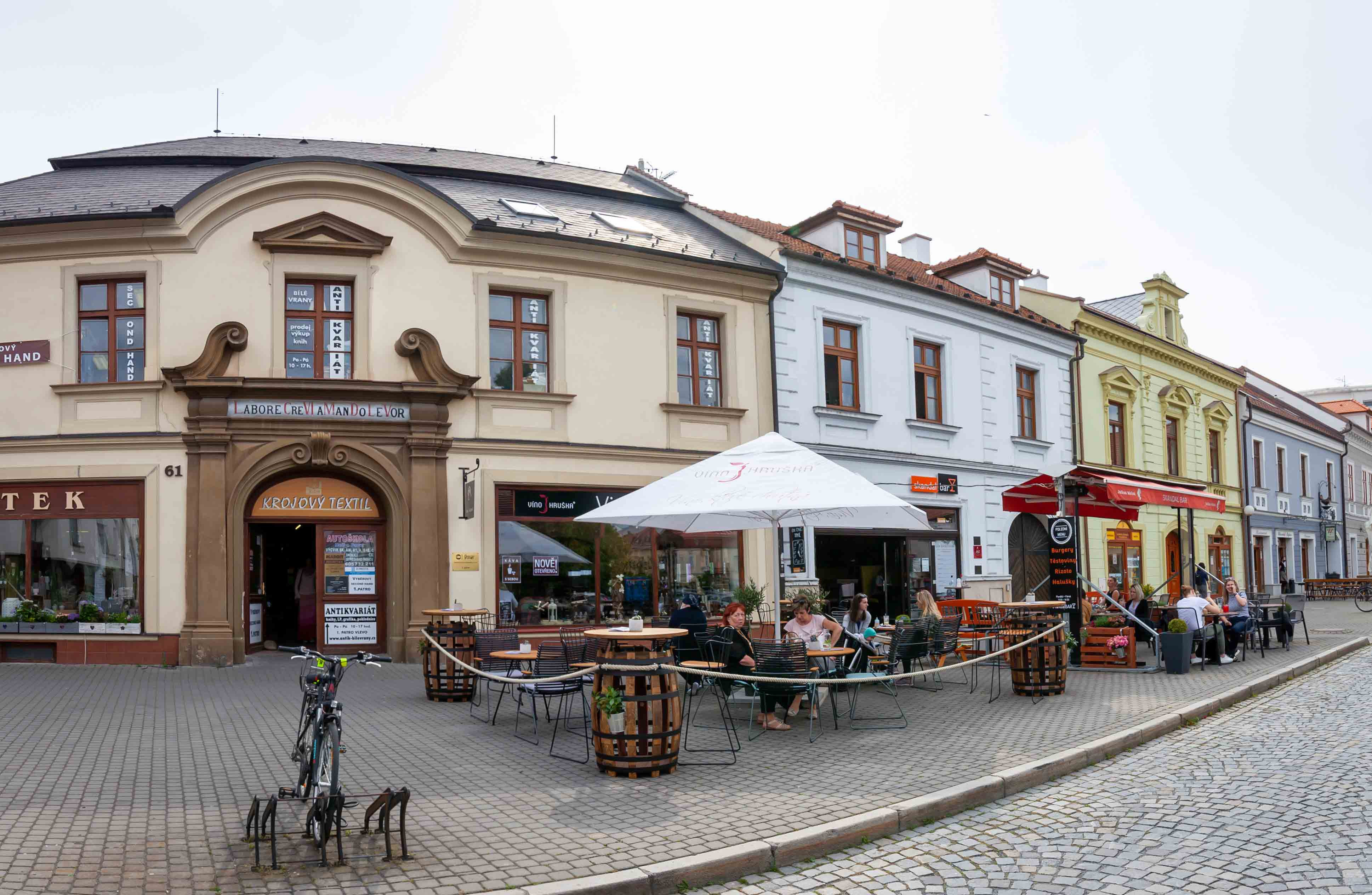 Vinotéka VÍNO HRUŠKA foto 5