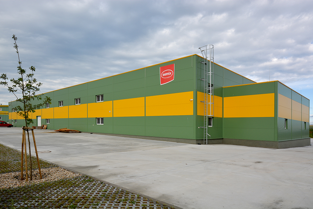 UNIHAL - Svět montovaných hal foto 2