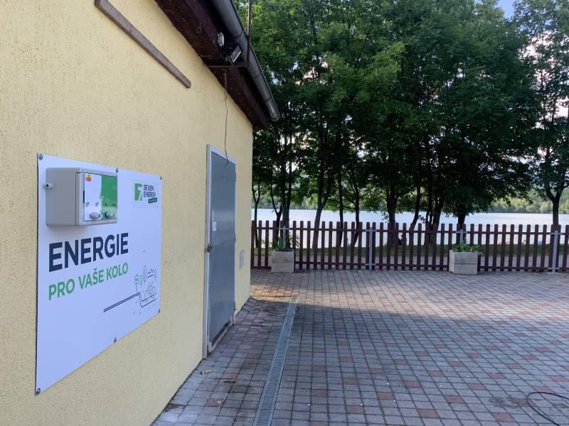 Nabíjecí stanice Eurocamp Barbora foto 1