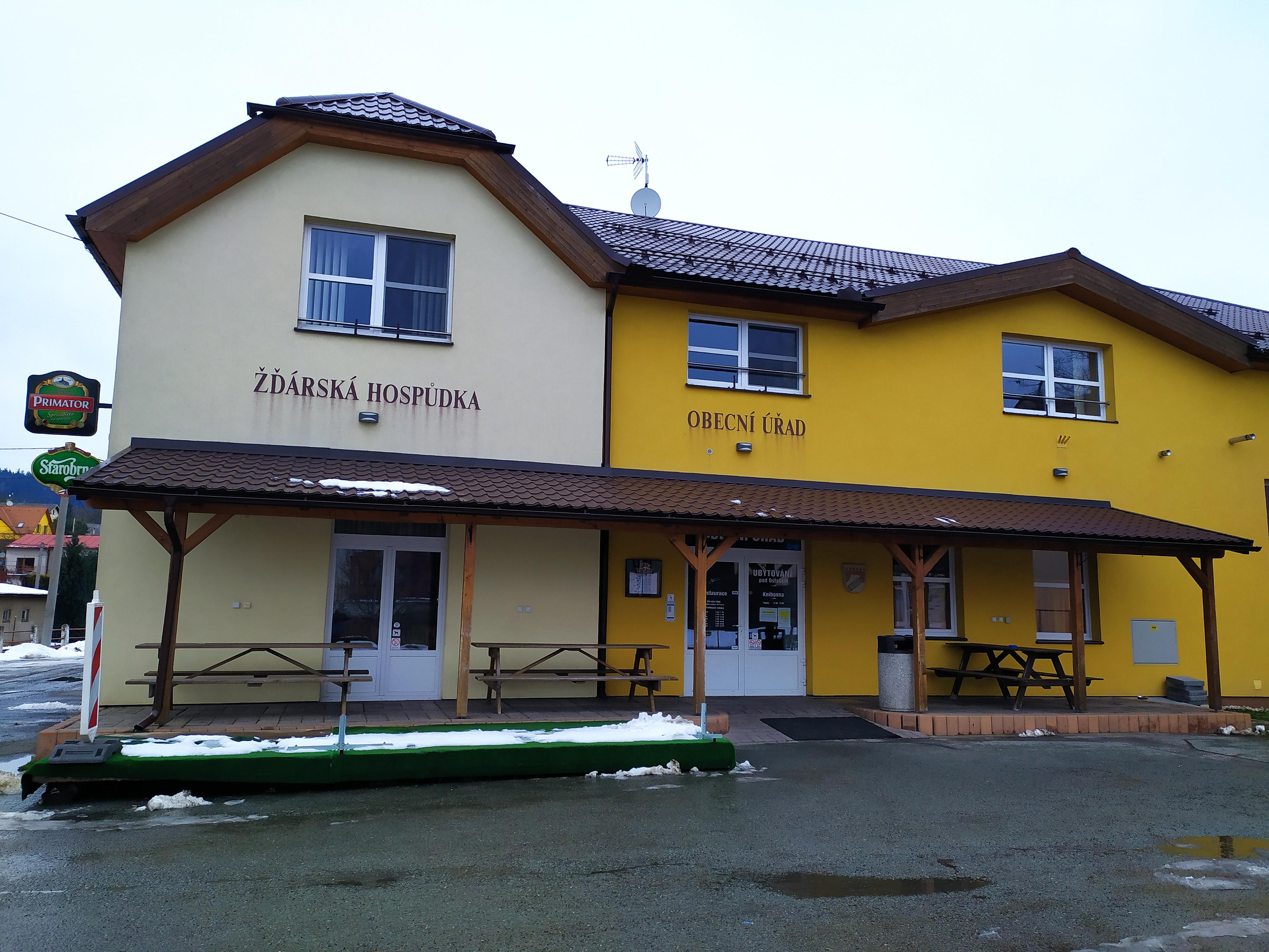 Žďár nad Metují - obecní úřad foto 2
