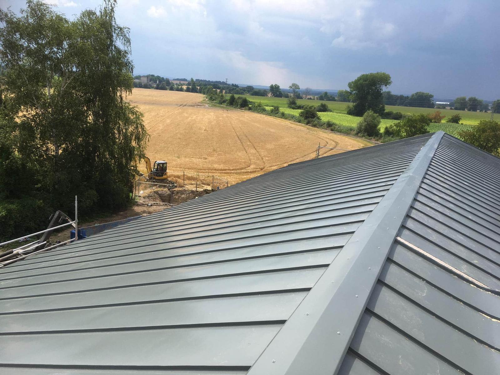 Zbořil střechy foto 4