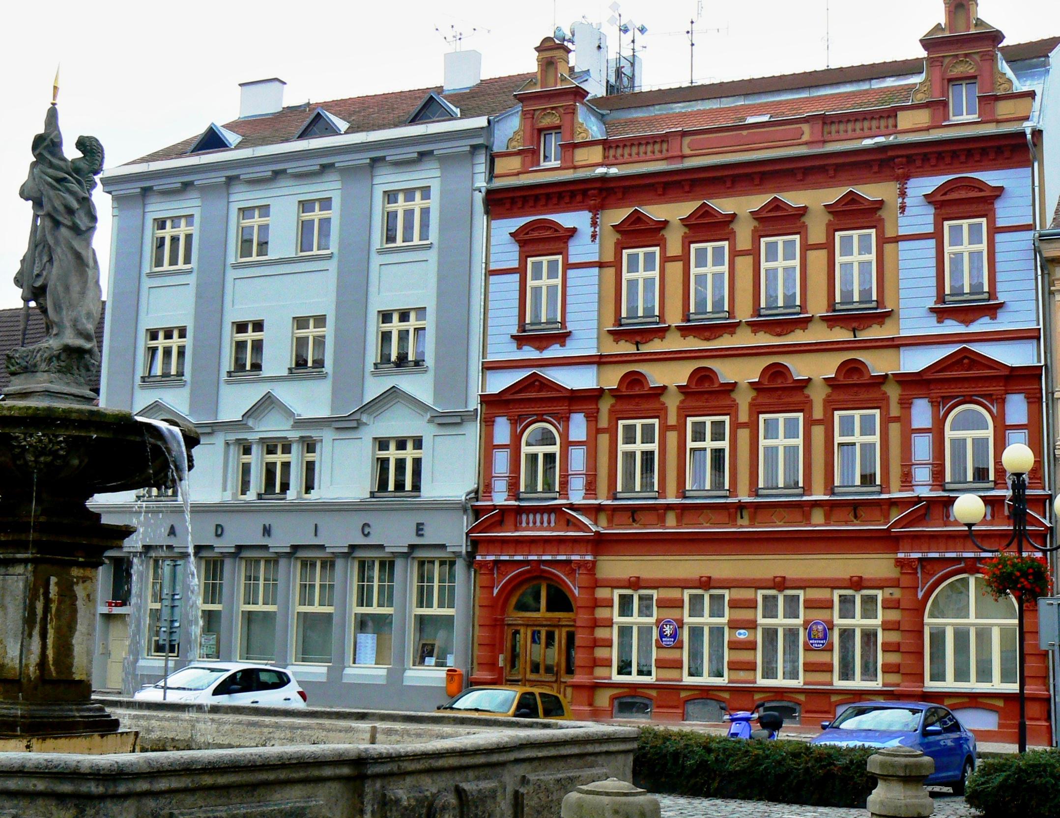 Duchcov - městský úřad foto 2