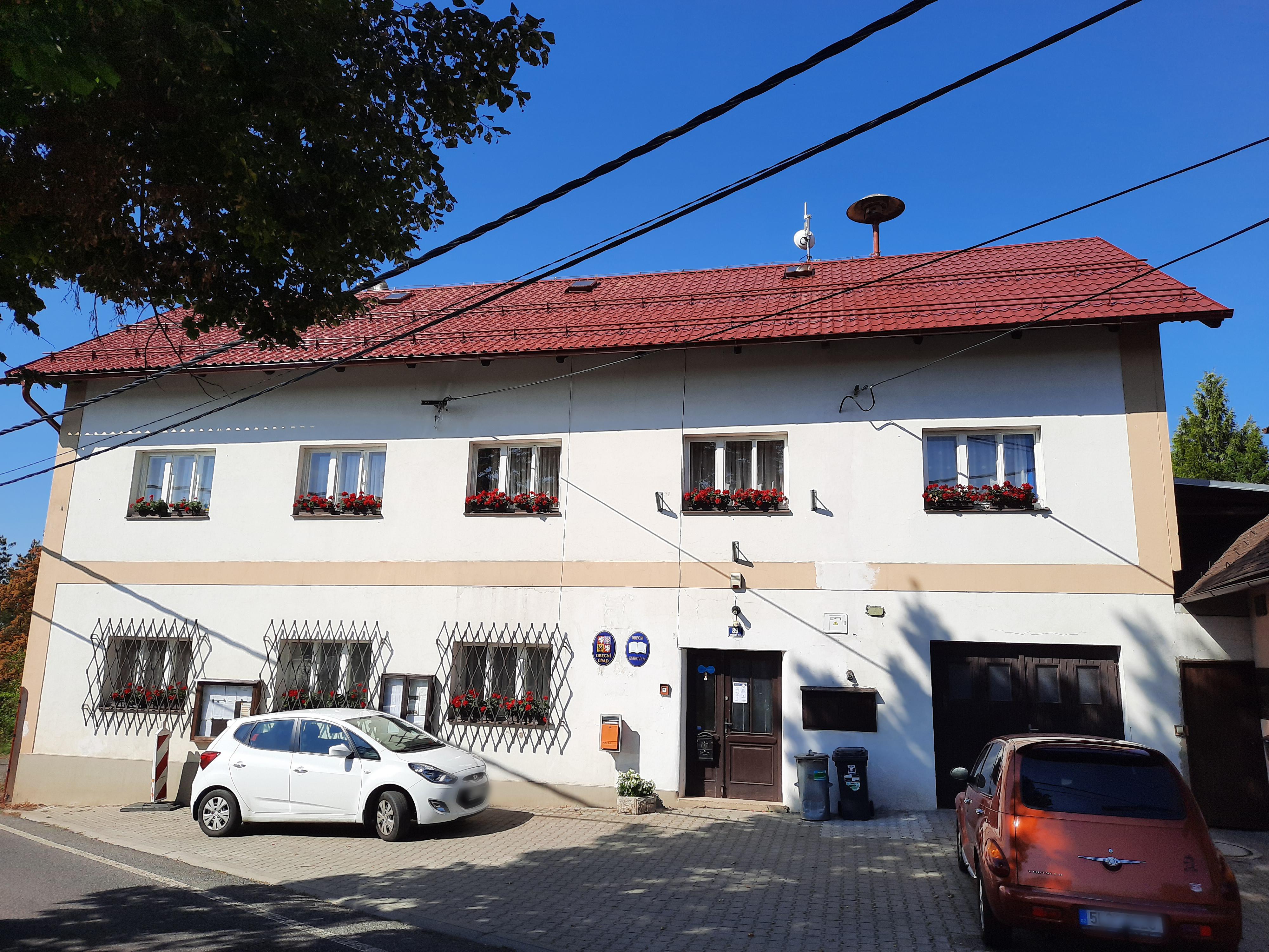 Obecní úřad Proseč pod Ještědem foto 2