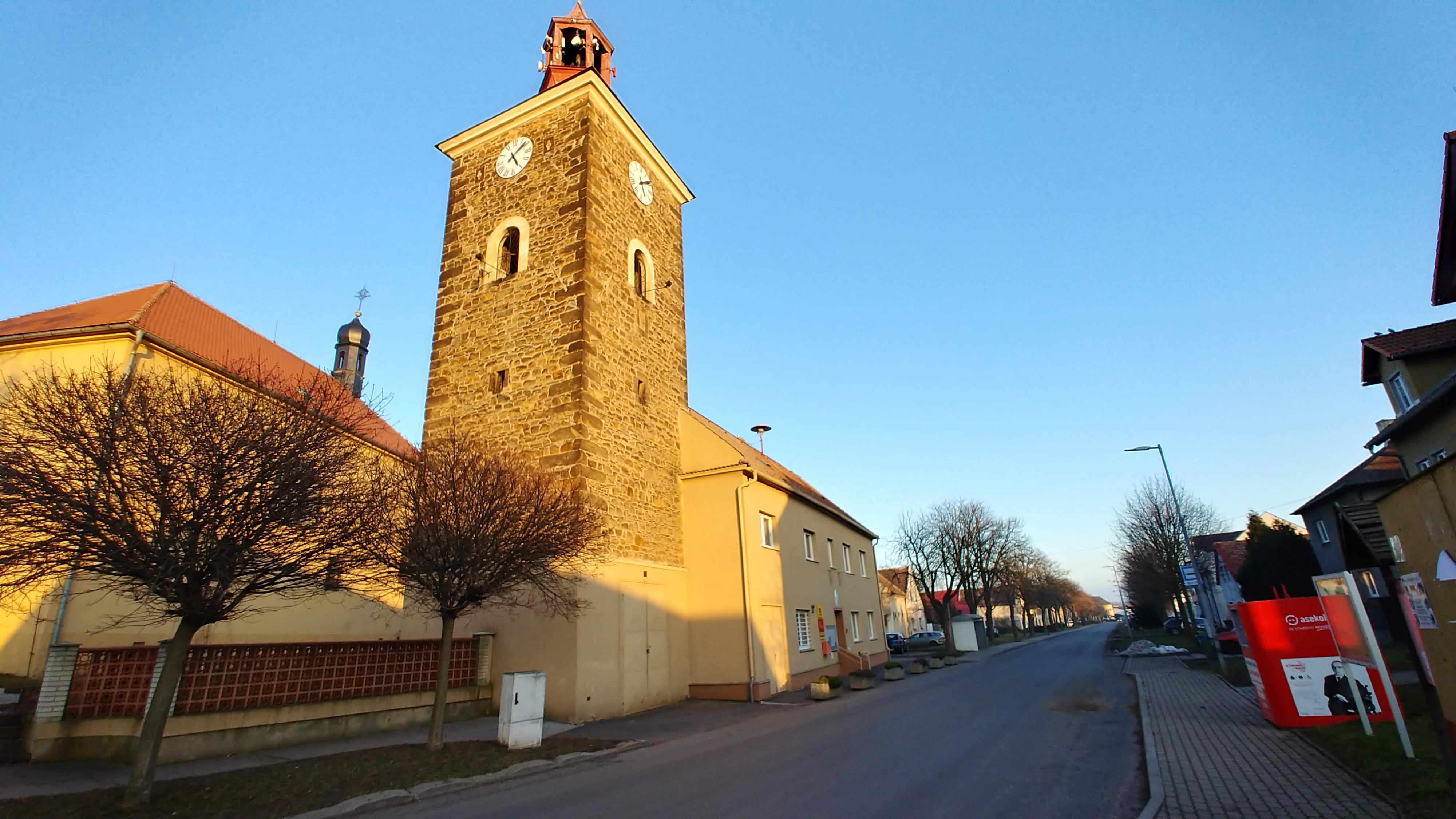 Droužkovice - obecní úřad foto 2