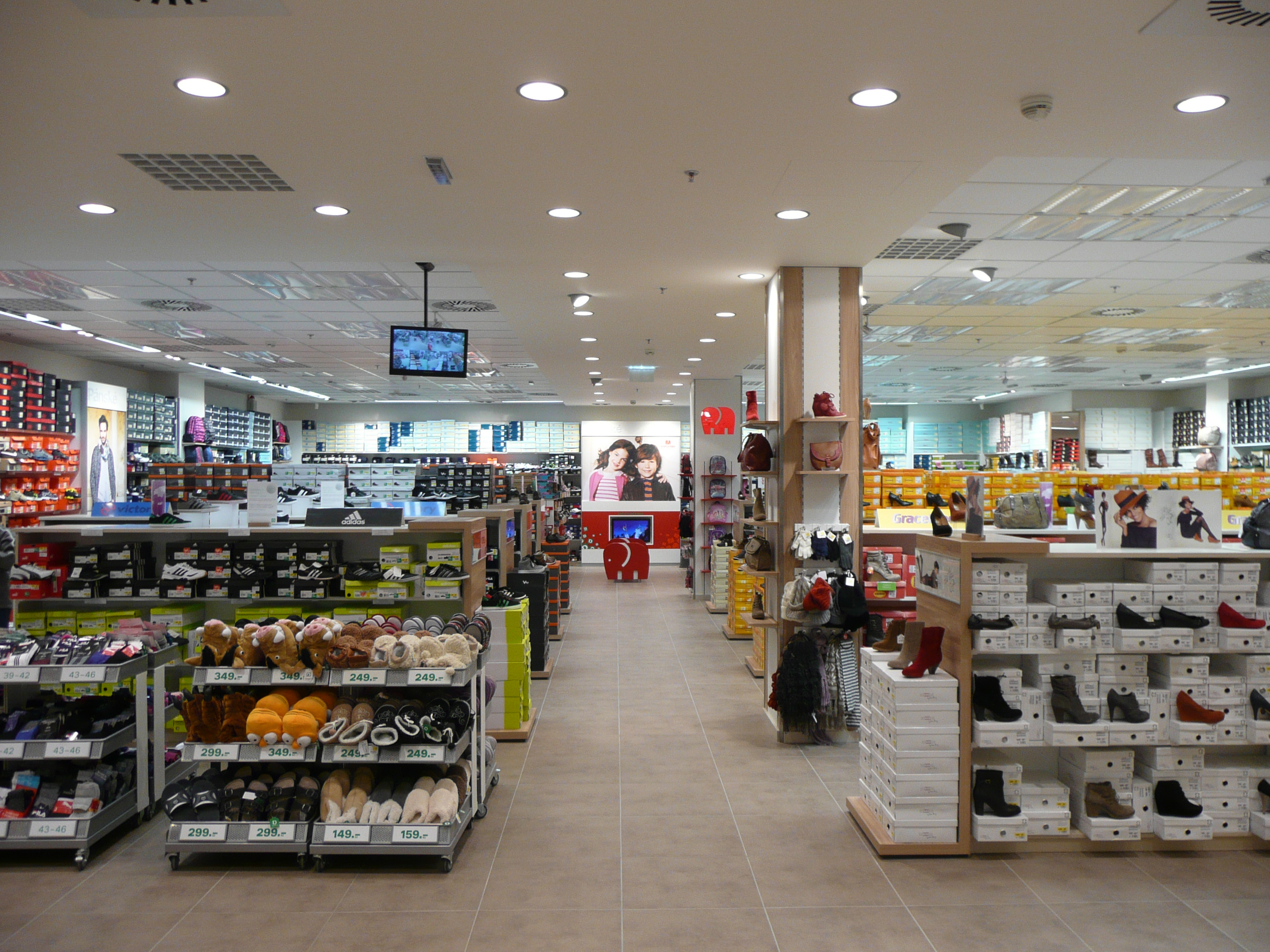 DEICHMANN foto 2