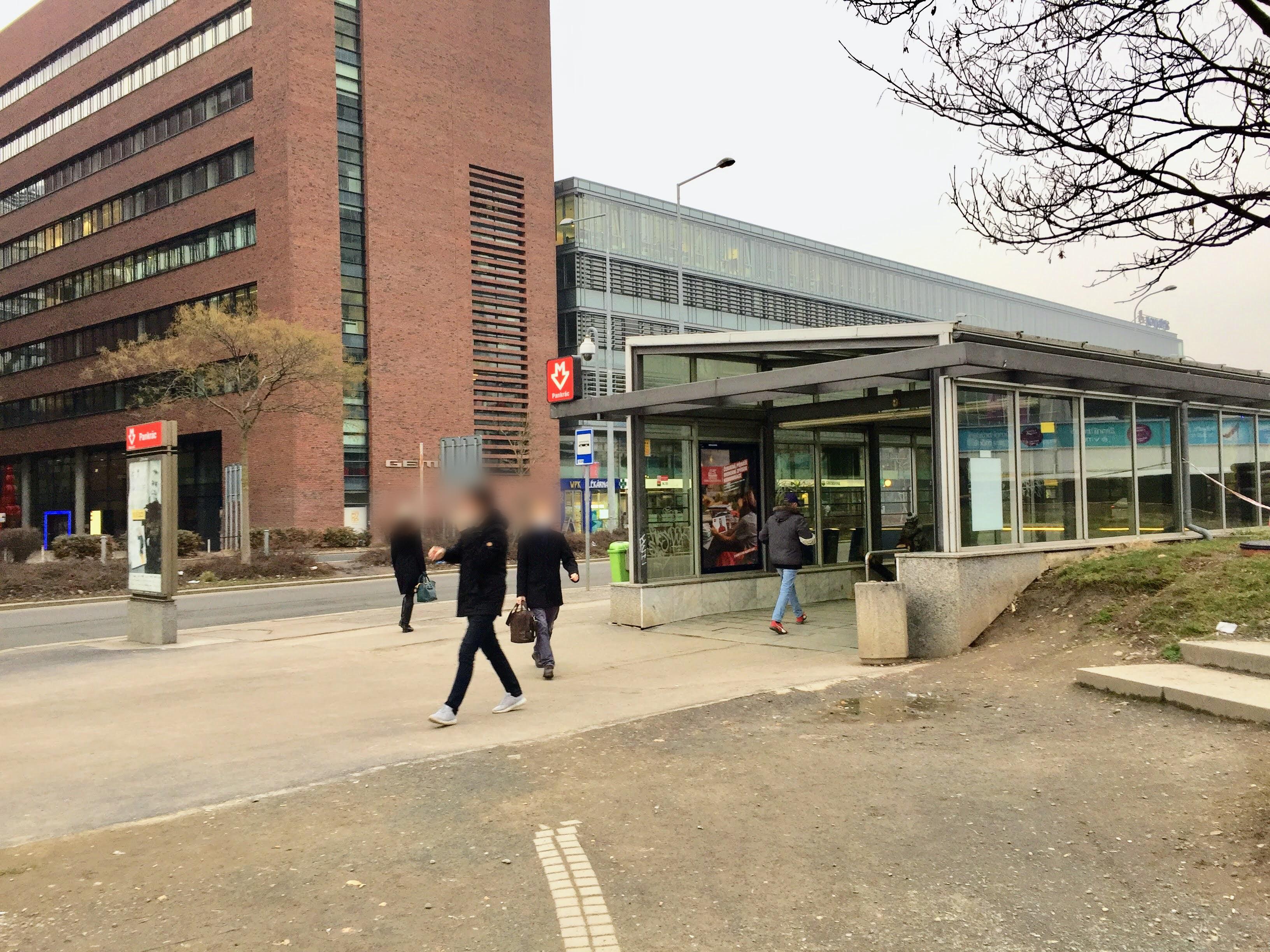 Bankomat České spořitelny foto 5