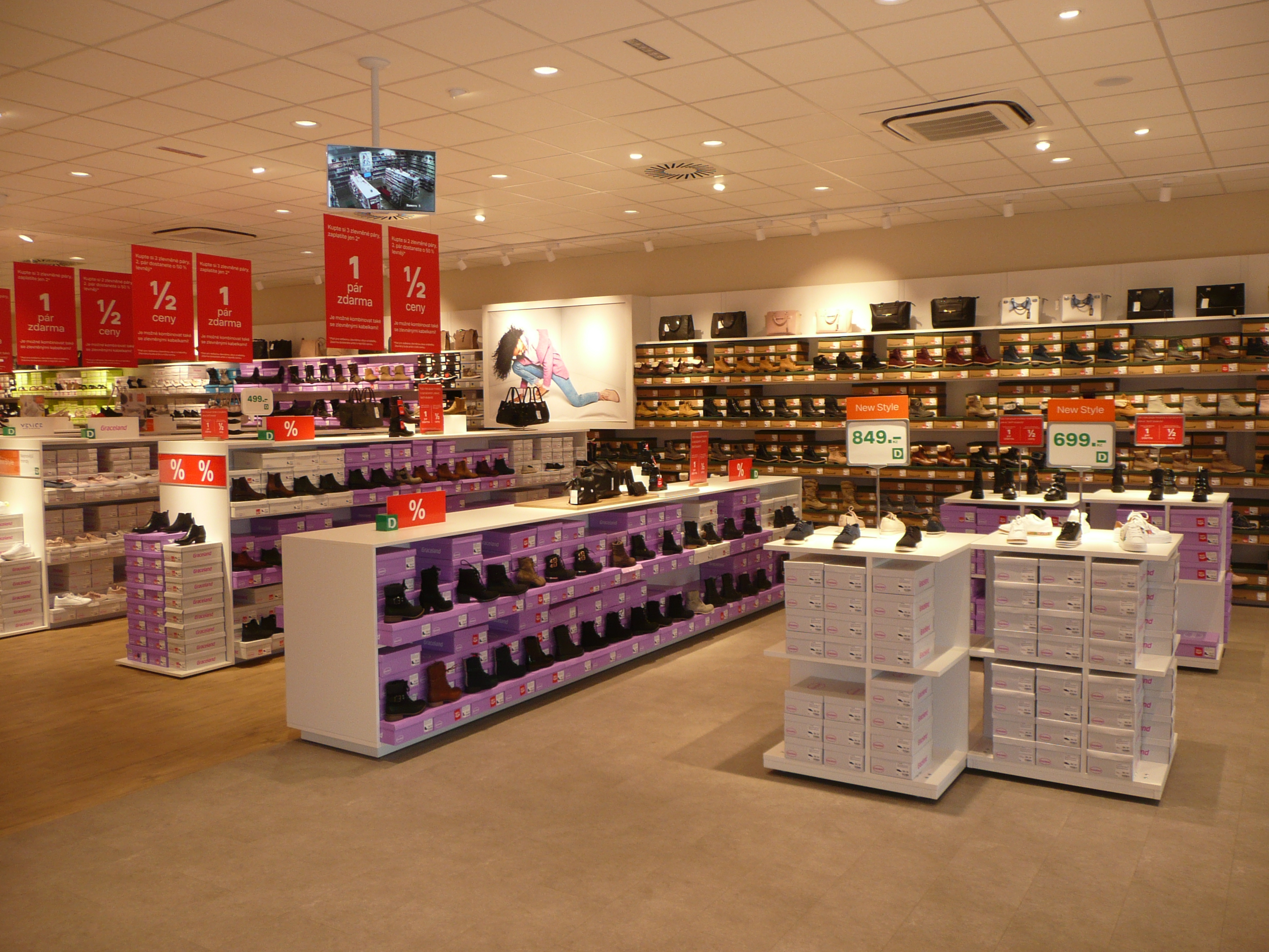 DEICHMANN foto 3