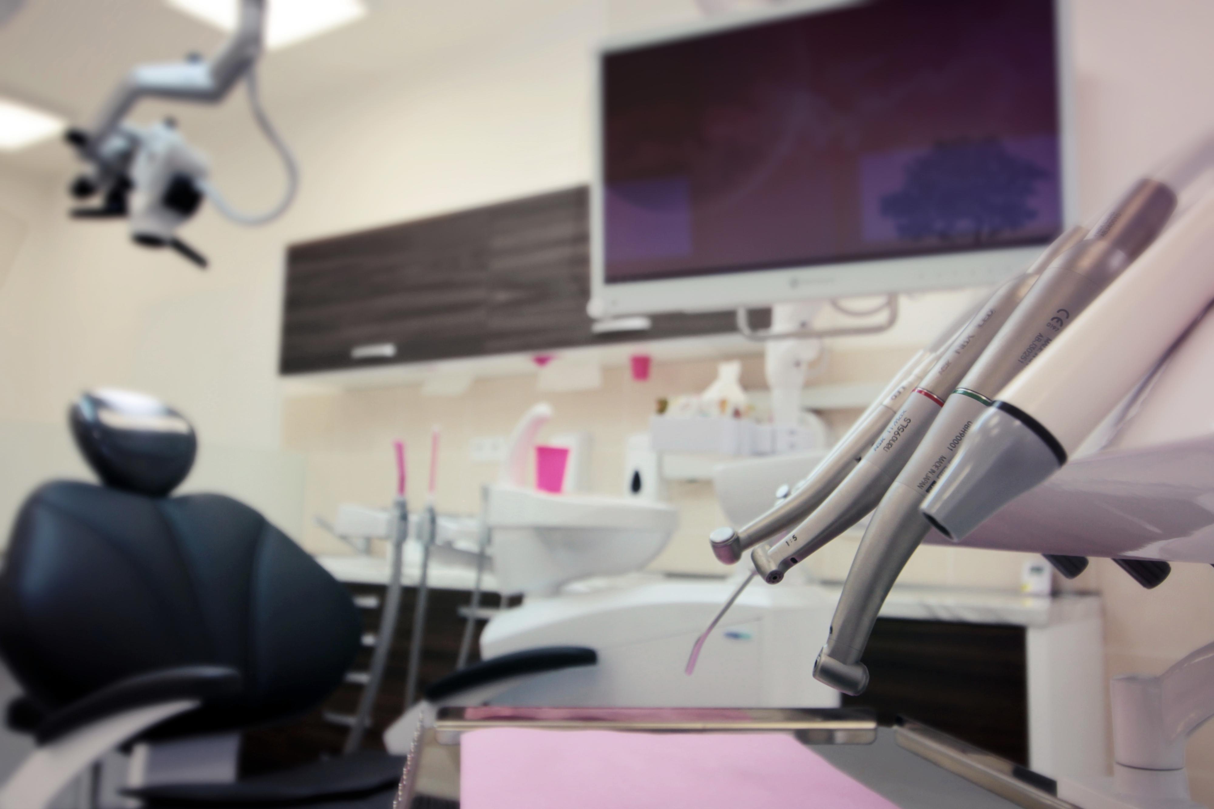 Zubní ordinace Roseadent foto 4