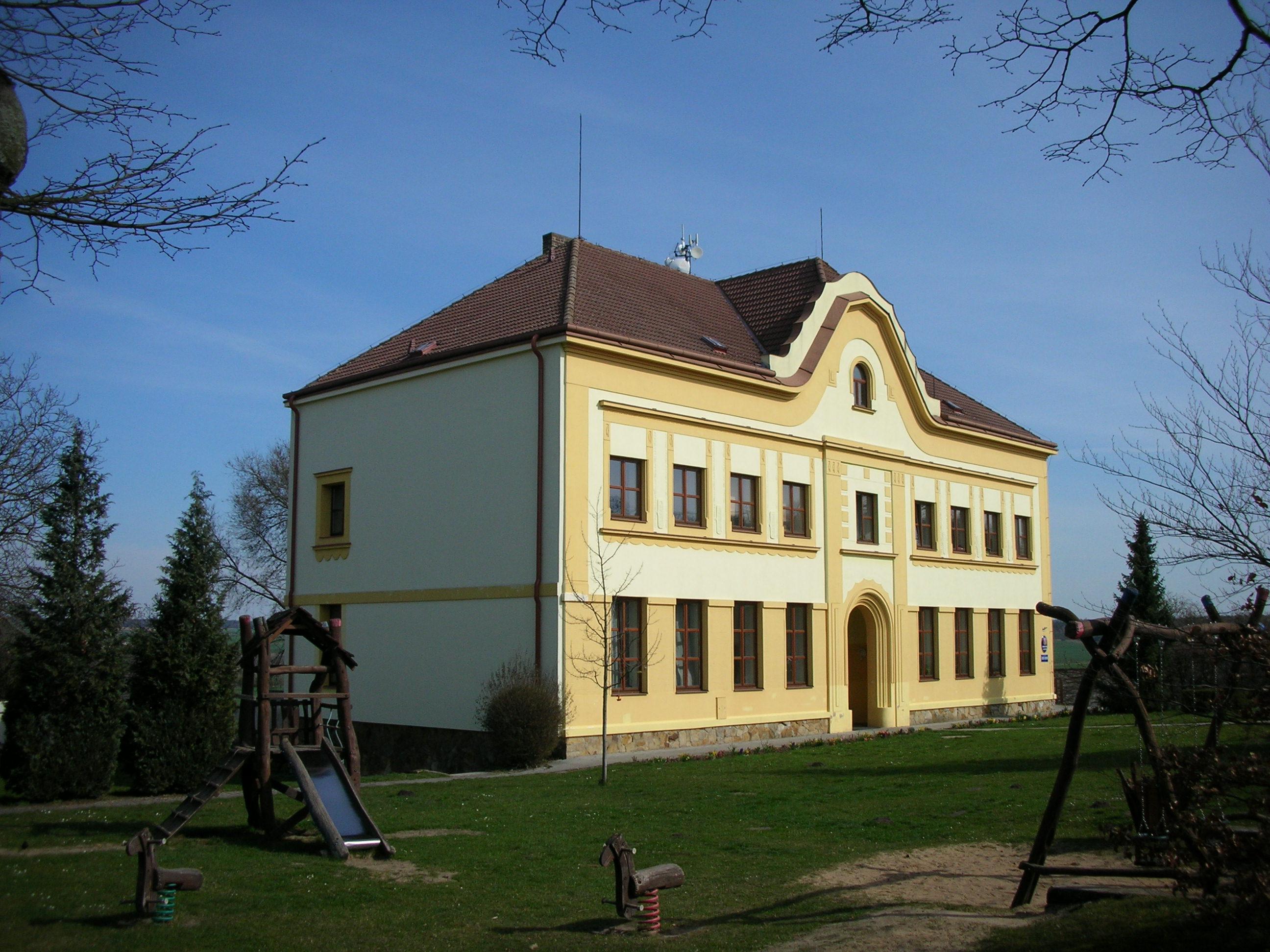 Hlavenec - obecní úřad