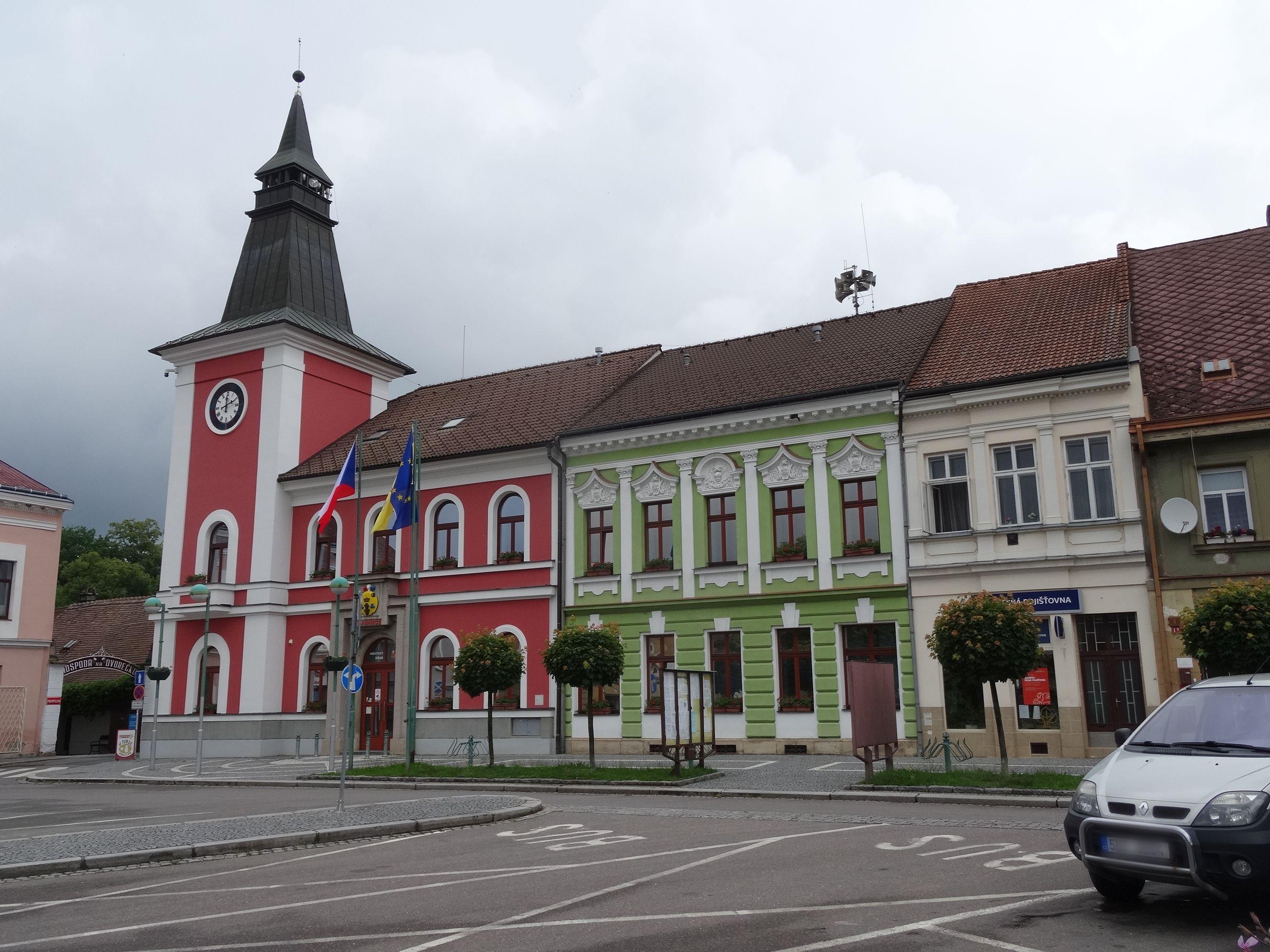 Městský úřad Třebechovice pod Orebem foto 4