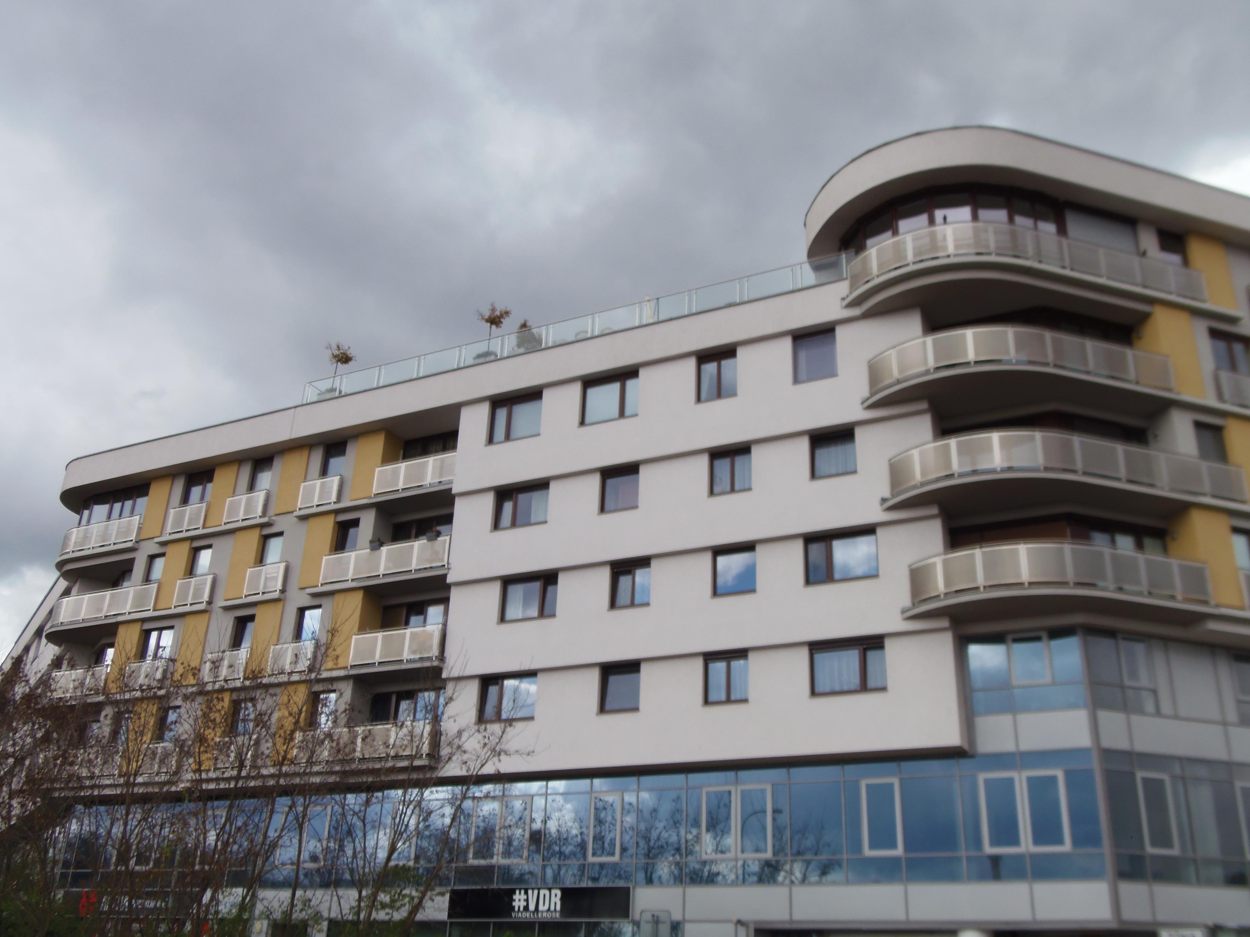 ERSTERO INVEST realitní kancelář foto 4