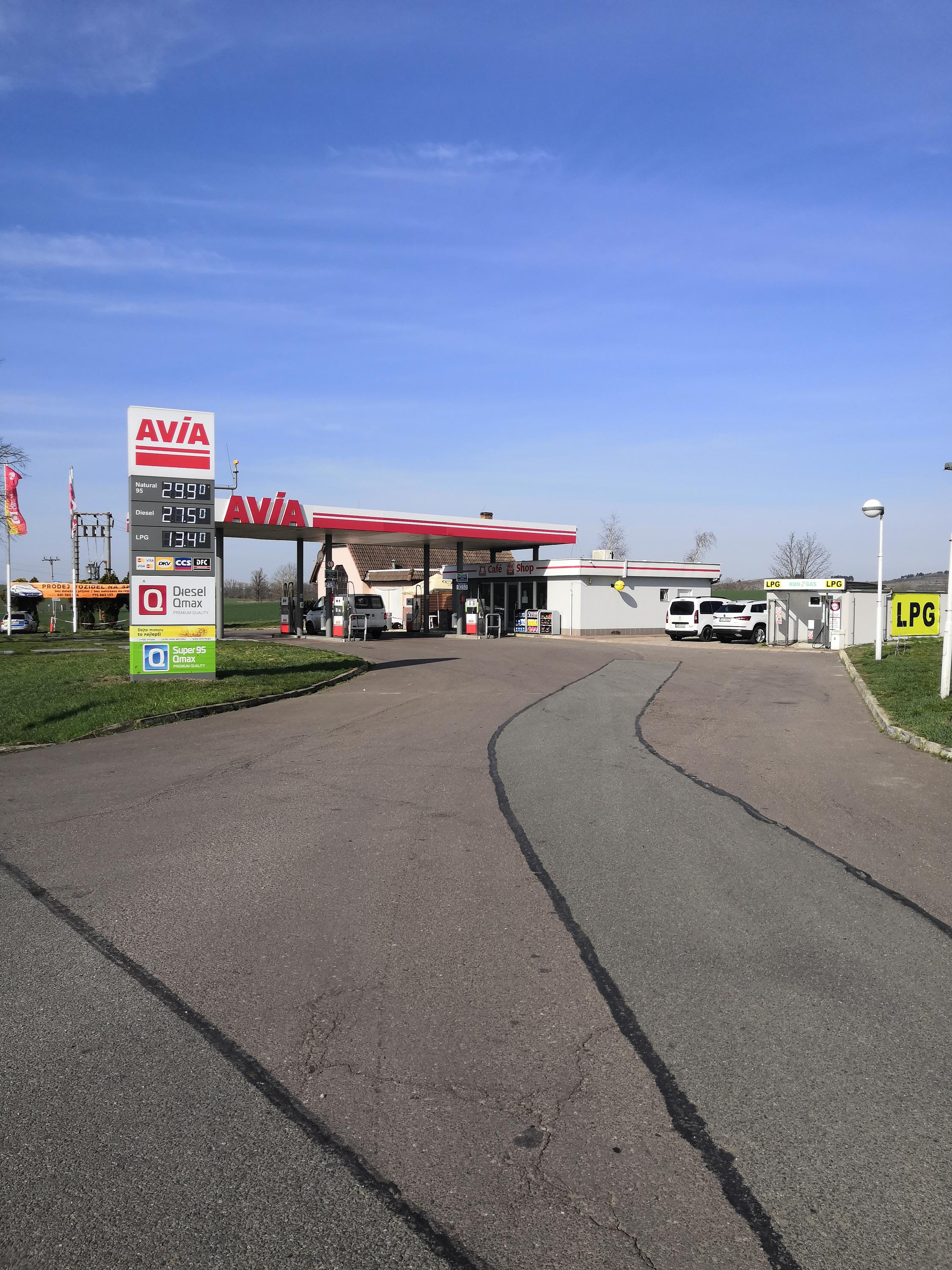 Čerpací stanice AVIA foto 3