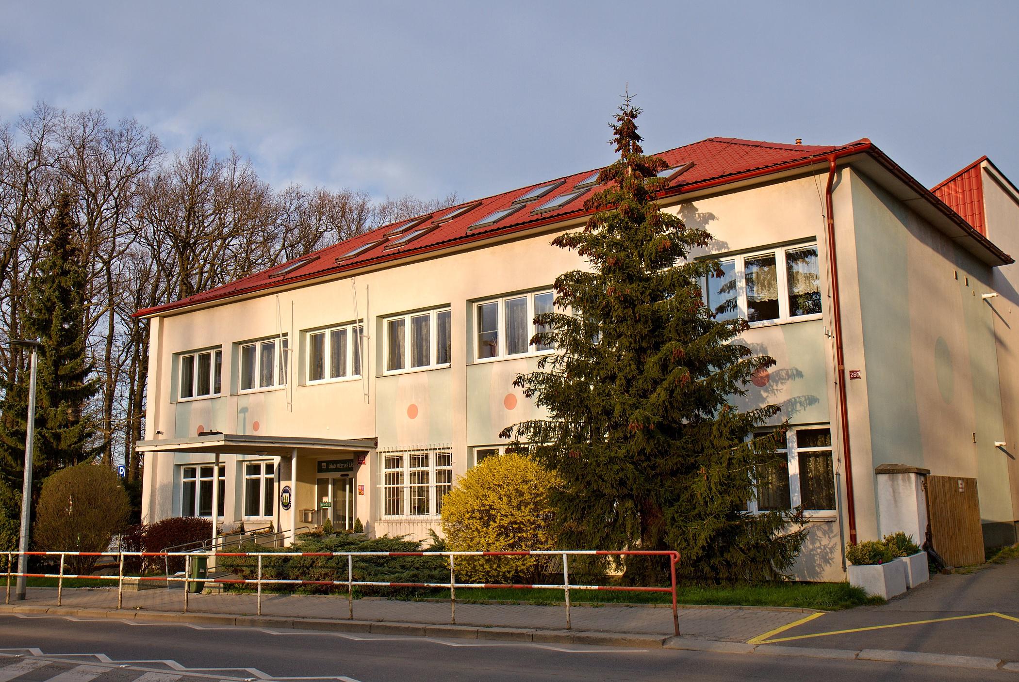 Úřad městské části Praha 21 foto 3