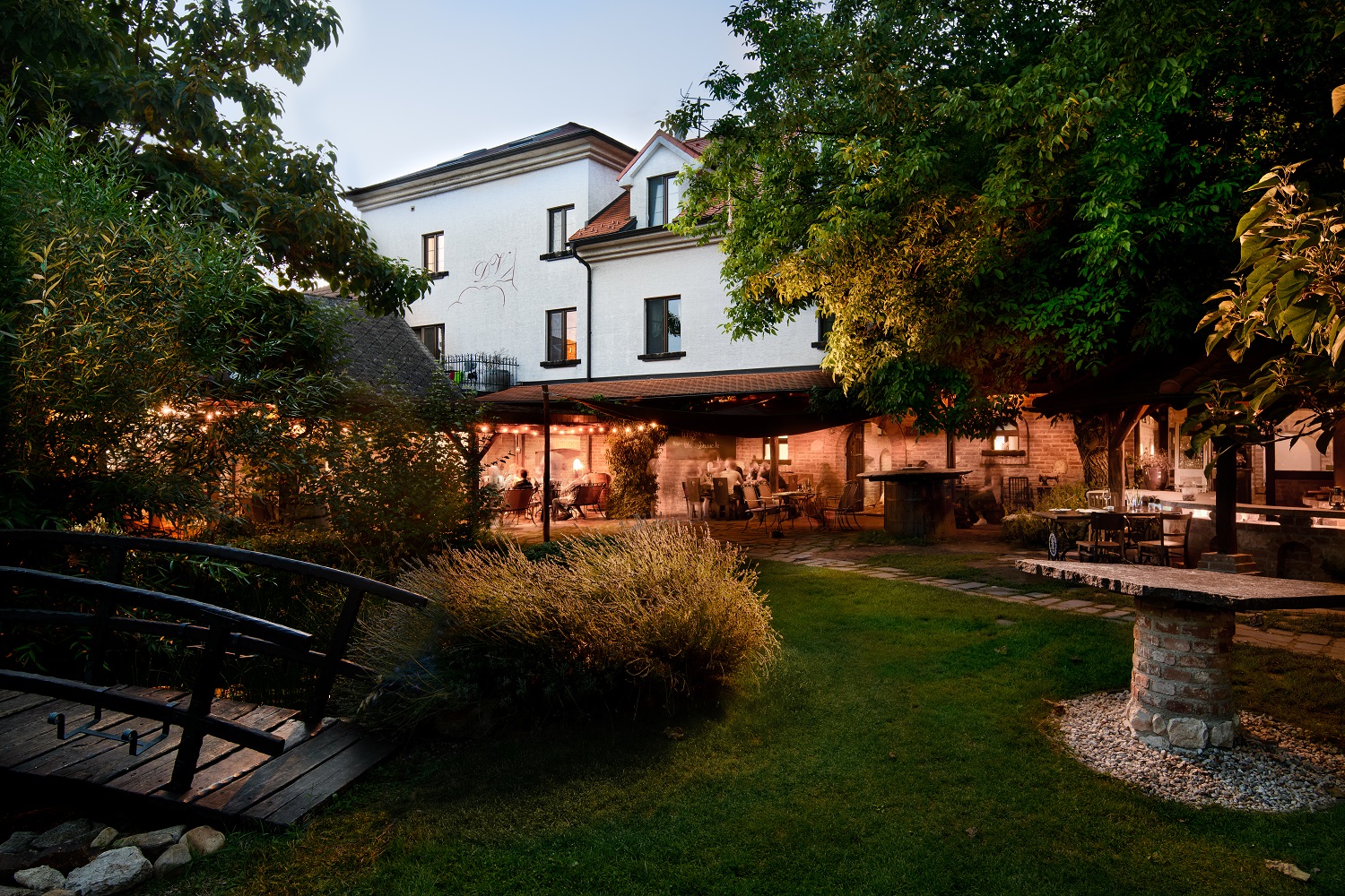 Restaurace Mezi vinicemi