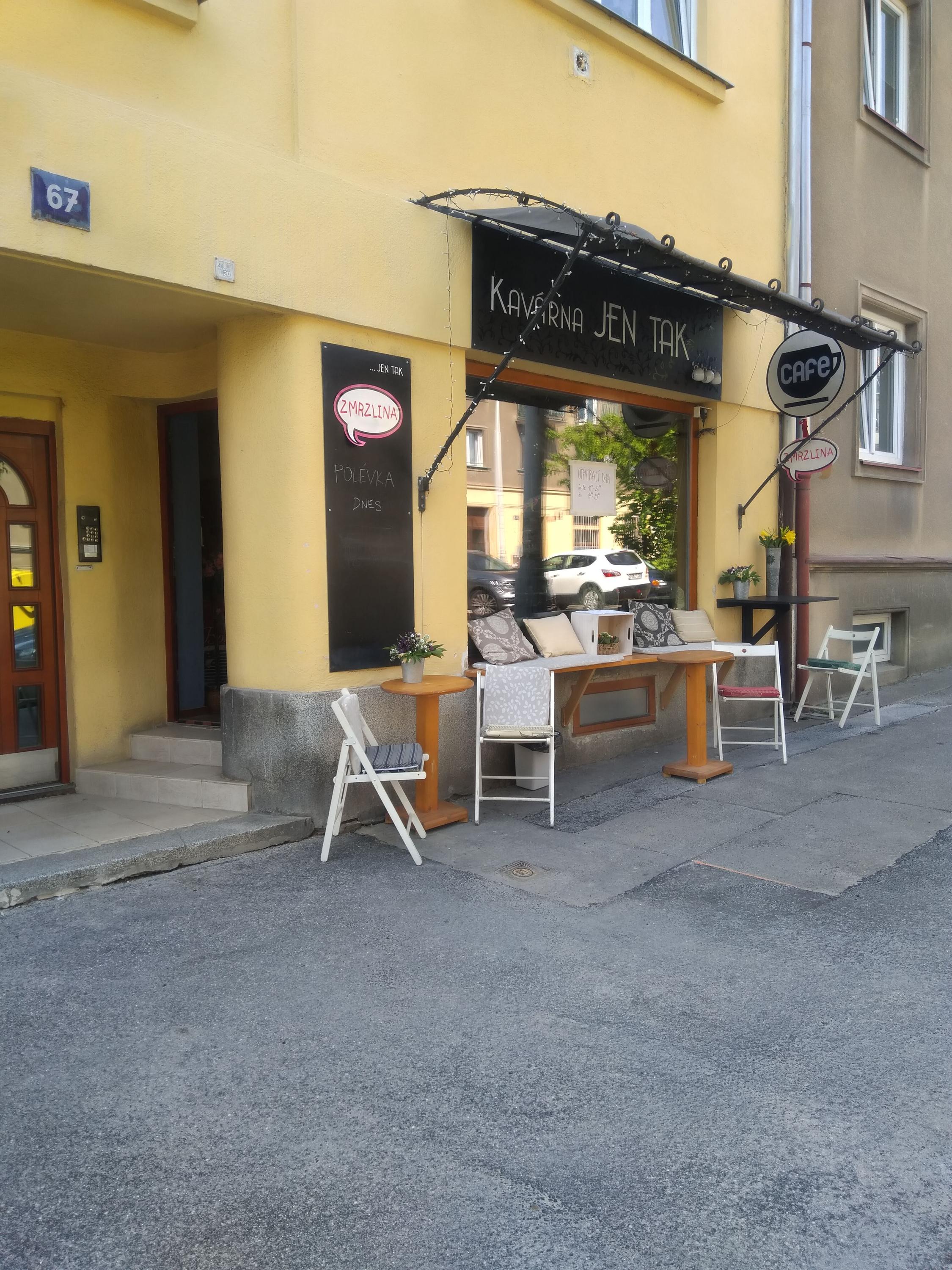 Kavárna Jen tak foto 2