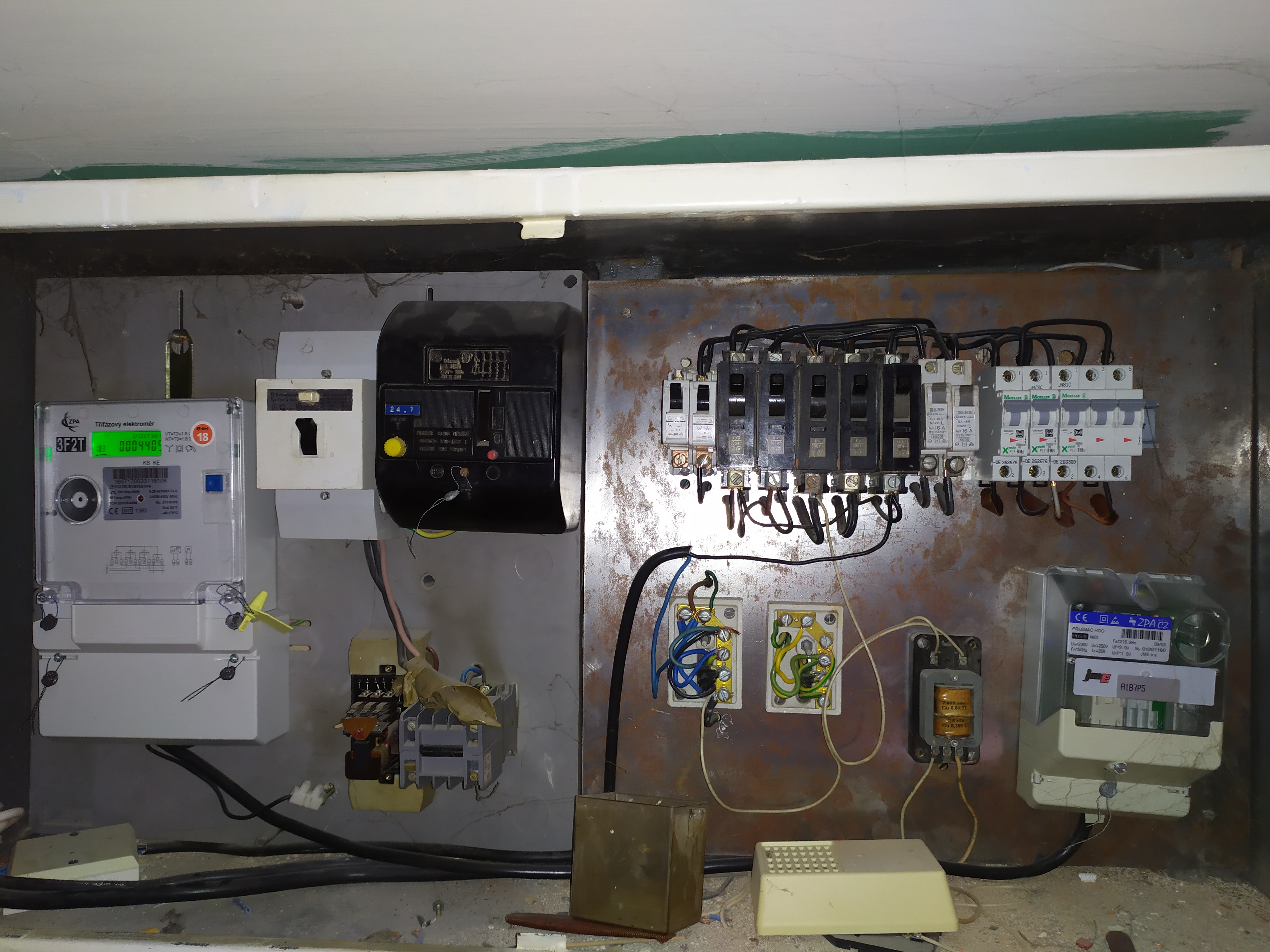 Lukáš Perout - Elektromontáže