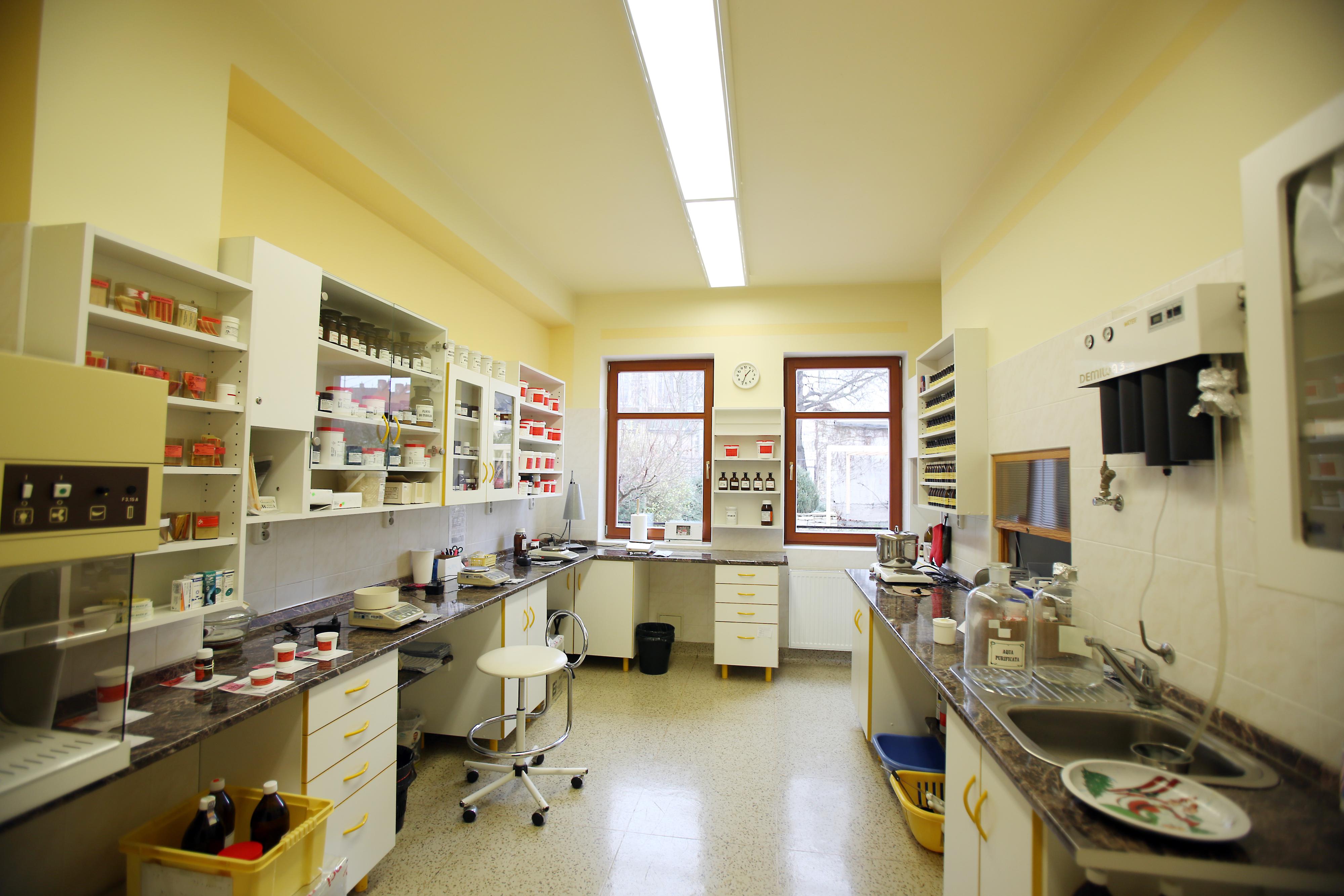 Lékárna U Zvonice foto 4