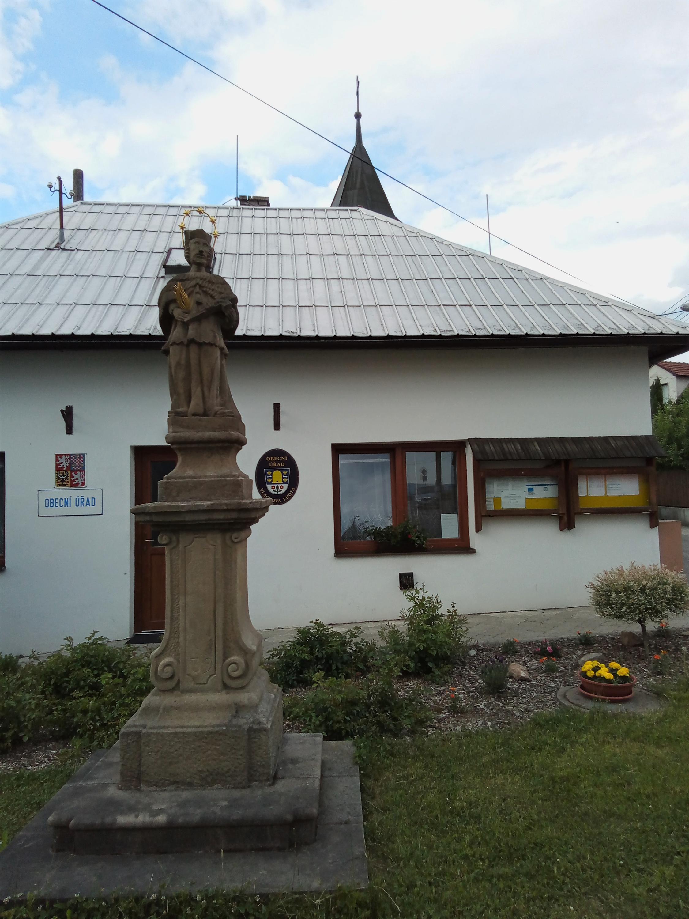 Vlachova Lhota - obecní úřad foto 2