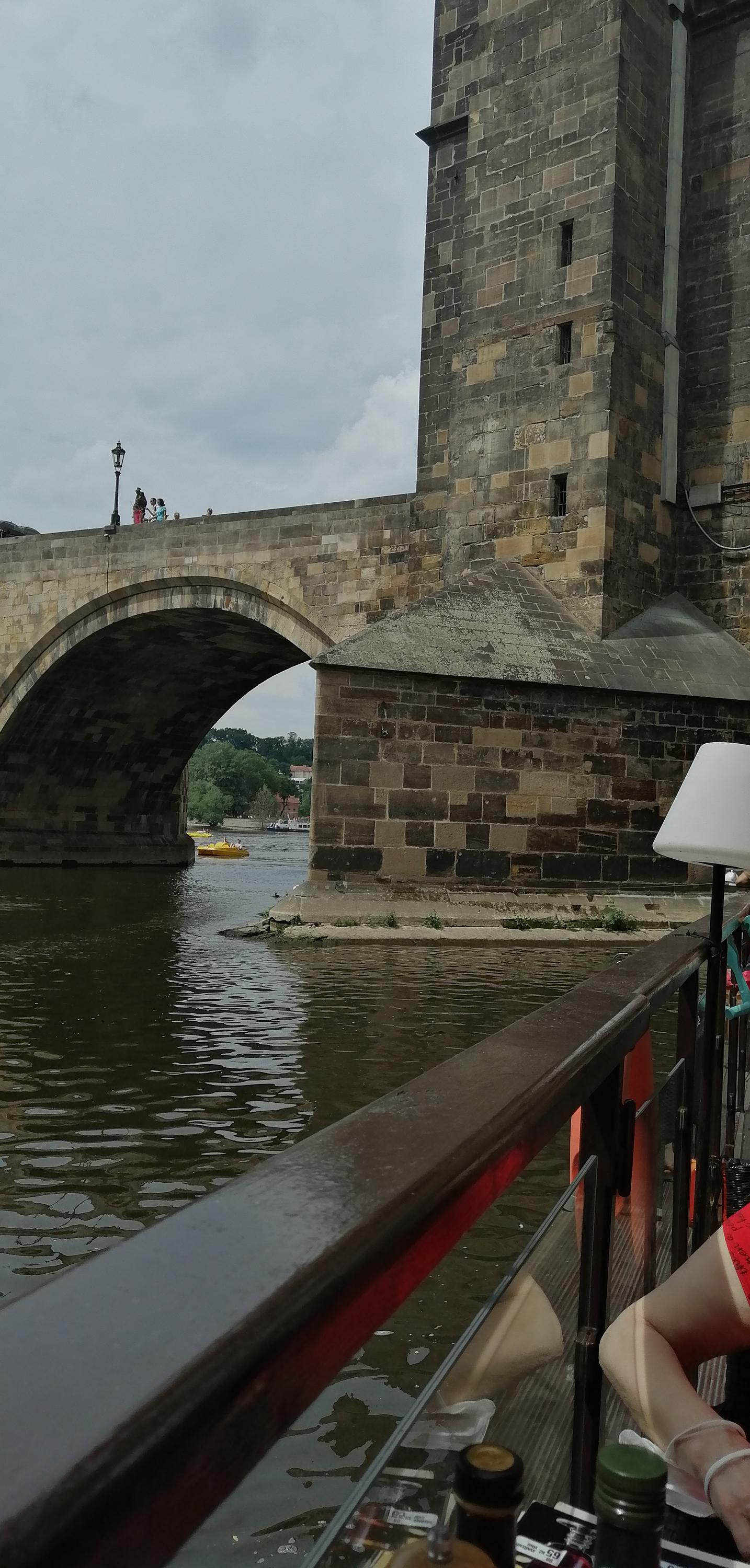 Charles Bridge restaurant foto 4