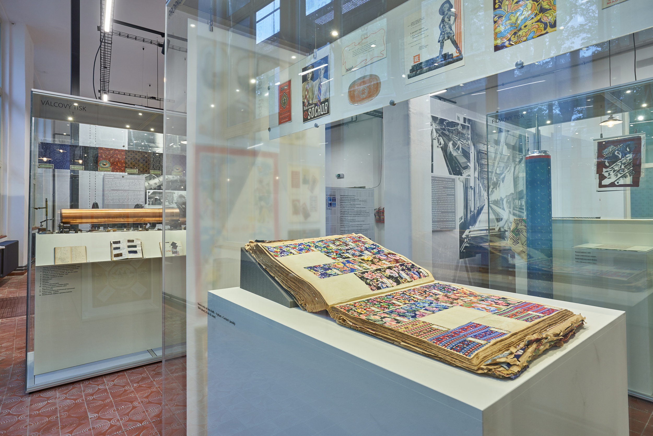Městské muzeum ve Dvoře Králové nad Labem - Expozice textilního tisku foto 5