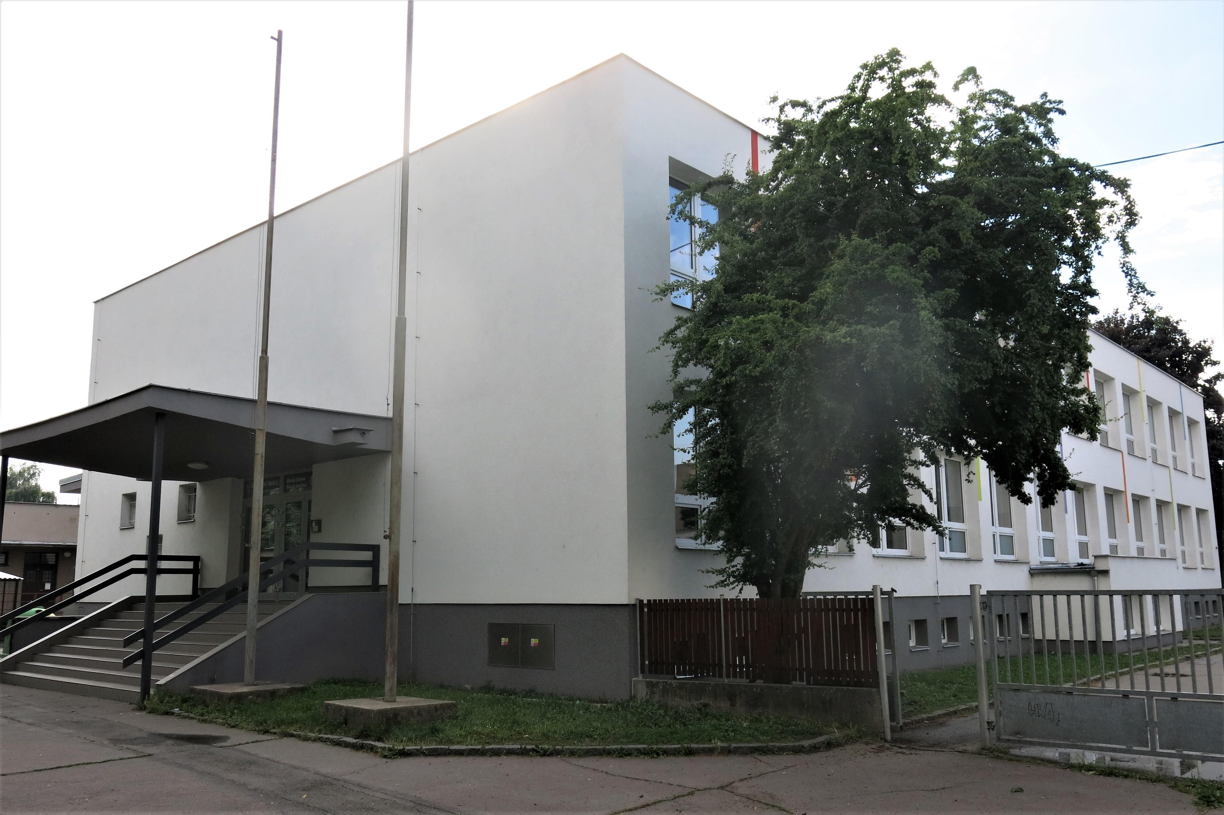 ZŠ Chrudim, U Stadionu foto 3