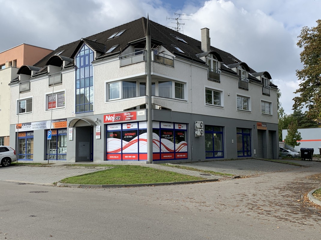 Igor Kahánek, Úvěrové Centrum foto 2