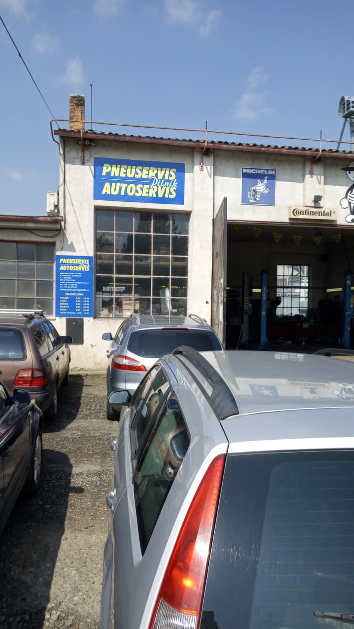 Pneuservis a autoservis Pilník foto 2