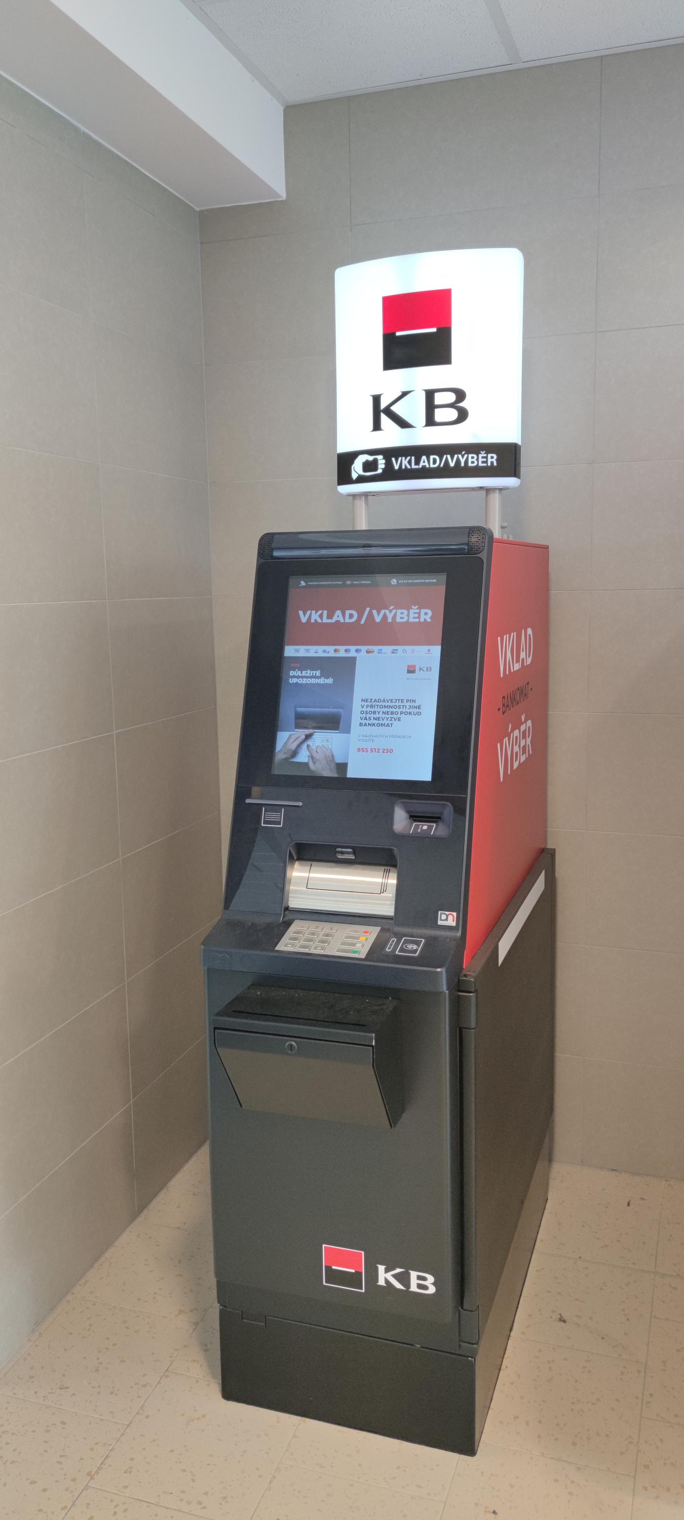 Bankomat Komerční banky foto 2