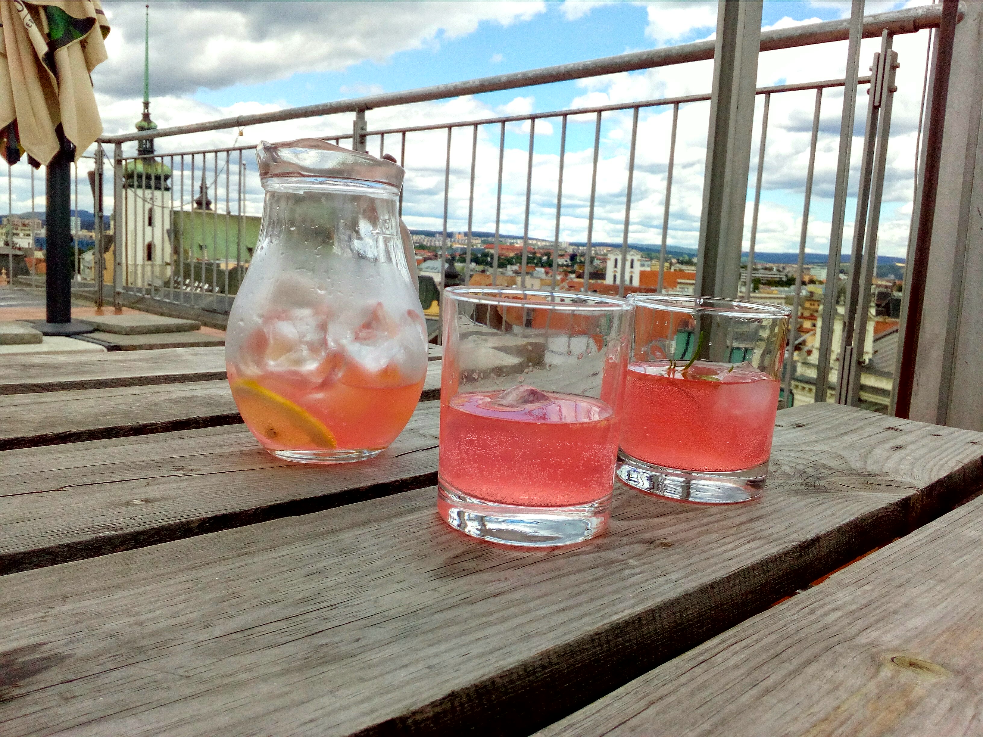 Sound cafe & bar VYHLÍDKA foto 2