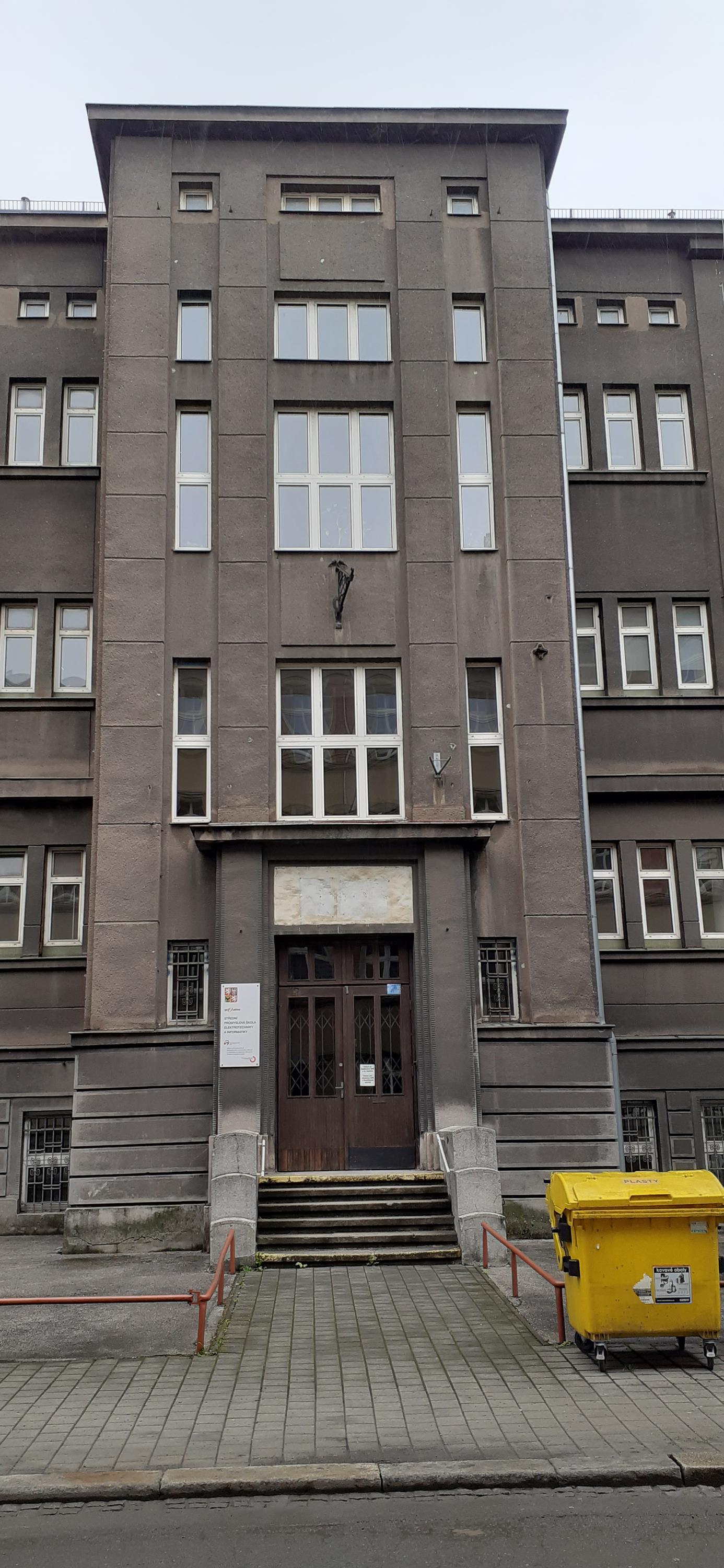 Střední průmyslová škola elektrotechniky a informatiky, Ostrava foto 5
