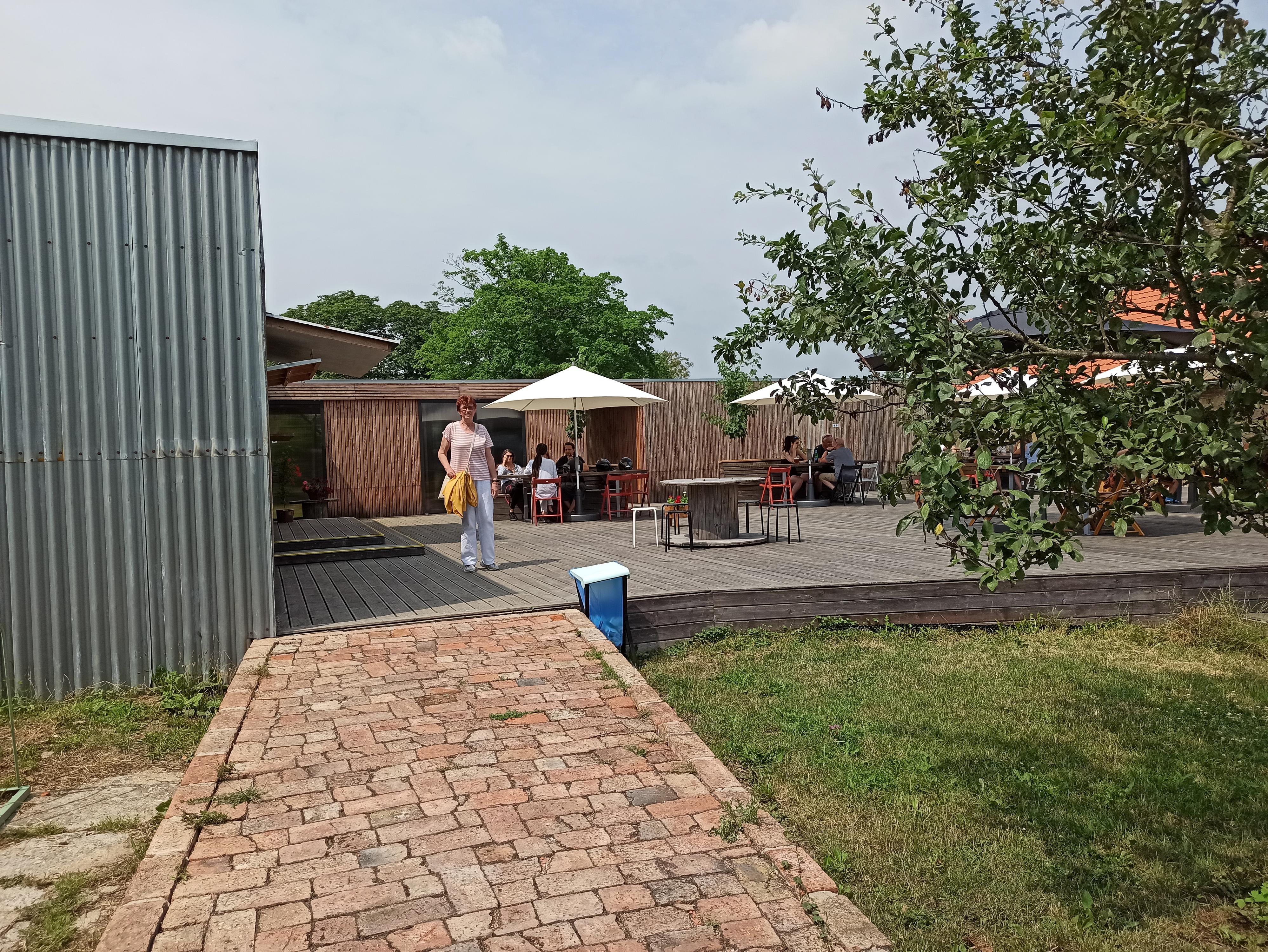 Sezónní bistro Na Kopci foto 5