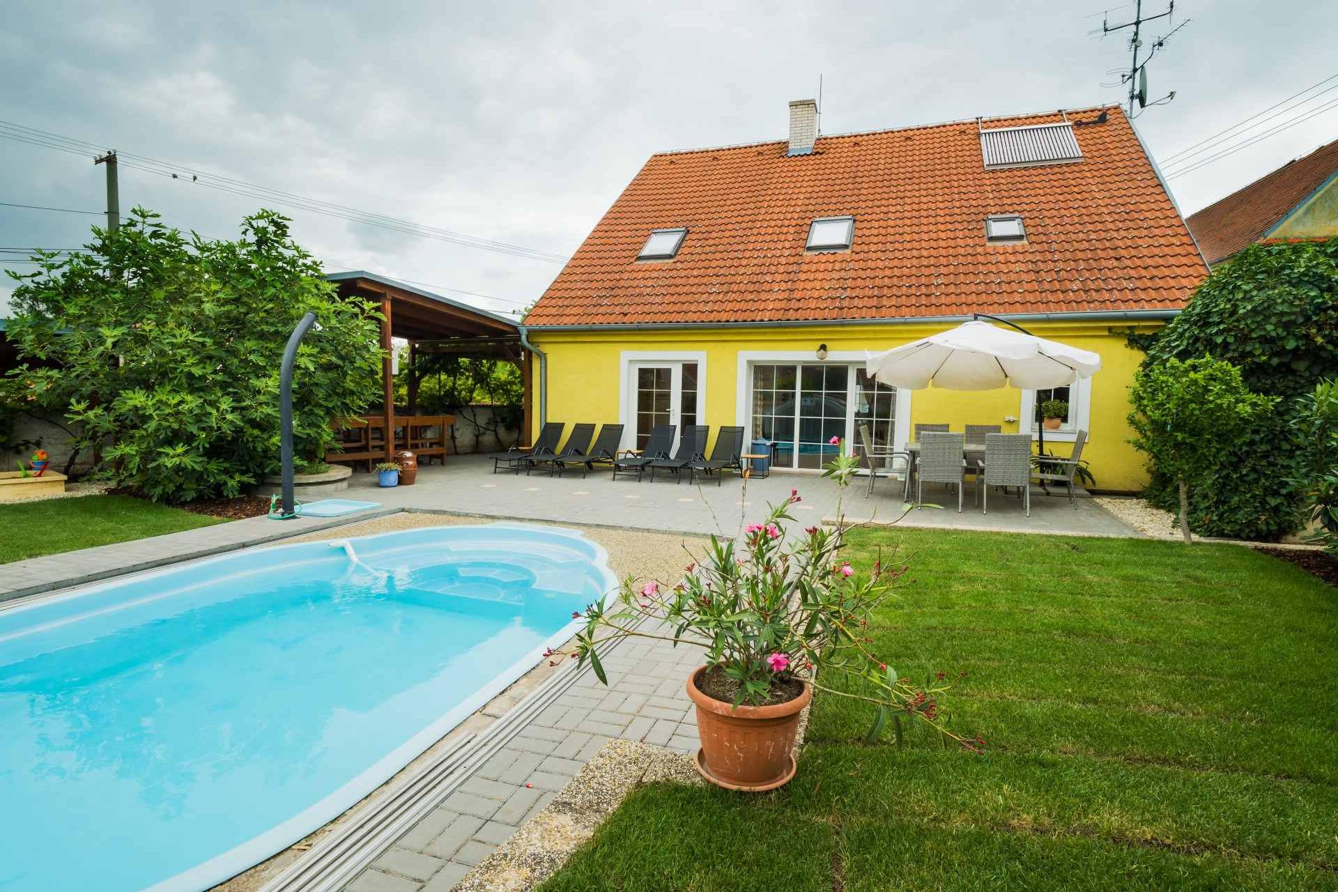 Věstonická chalupa