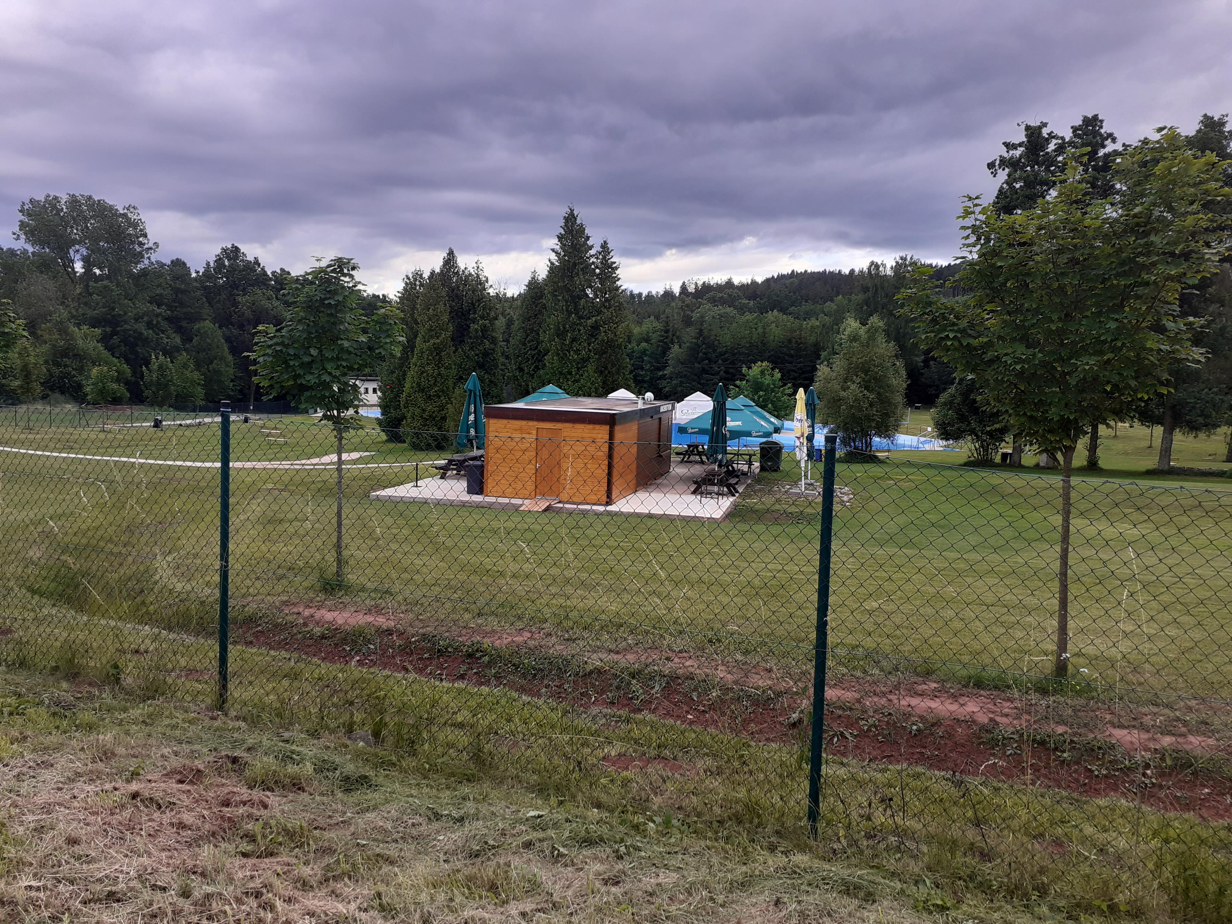 Městské koupaliště Lomnice nad Popelkou foto 5