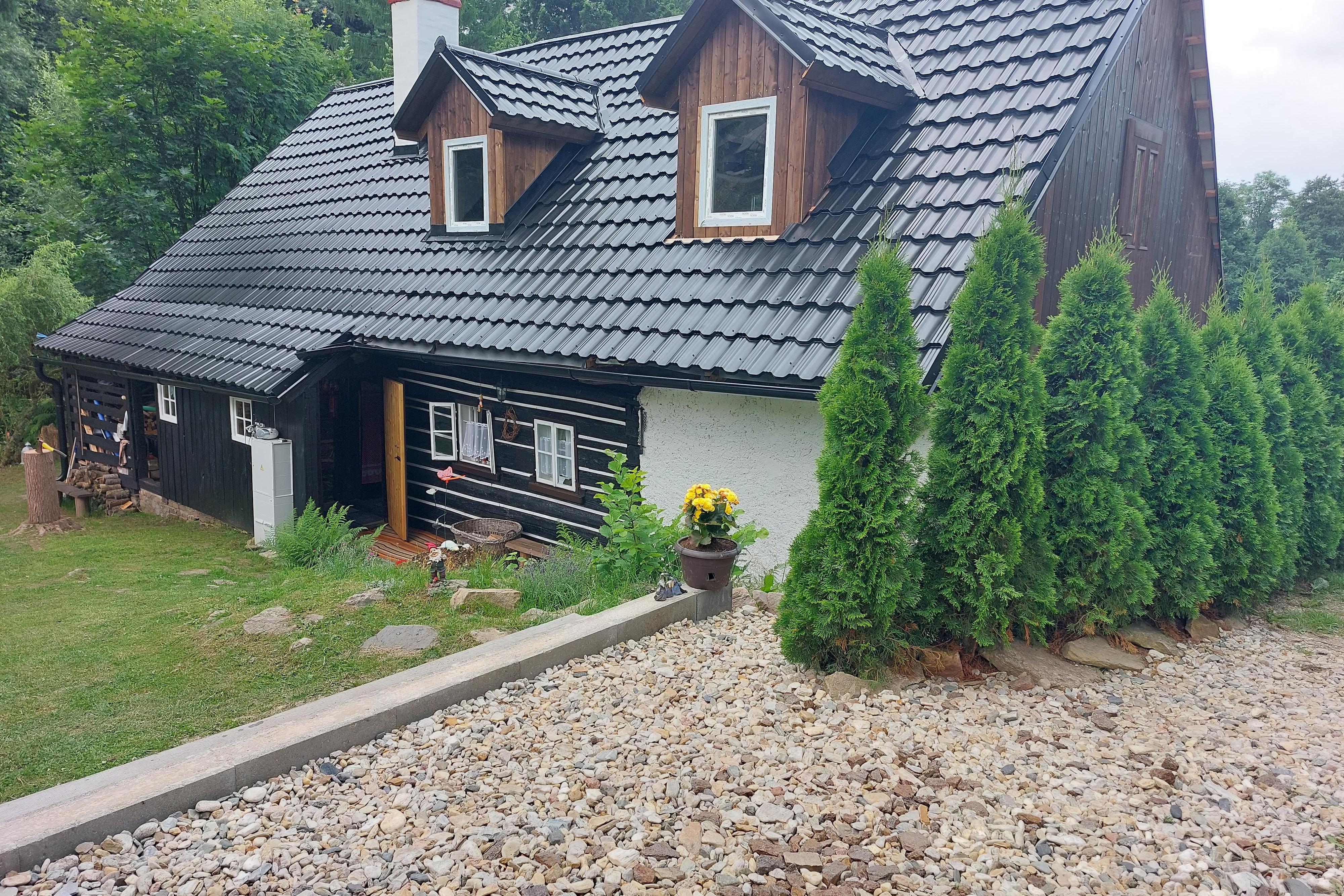 Roubenka u potoka Výprachtice