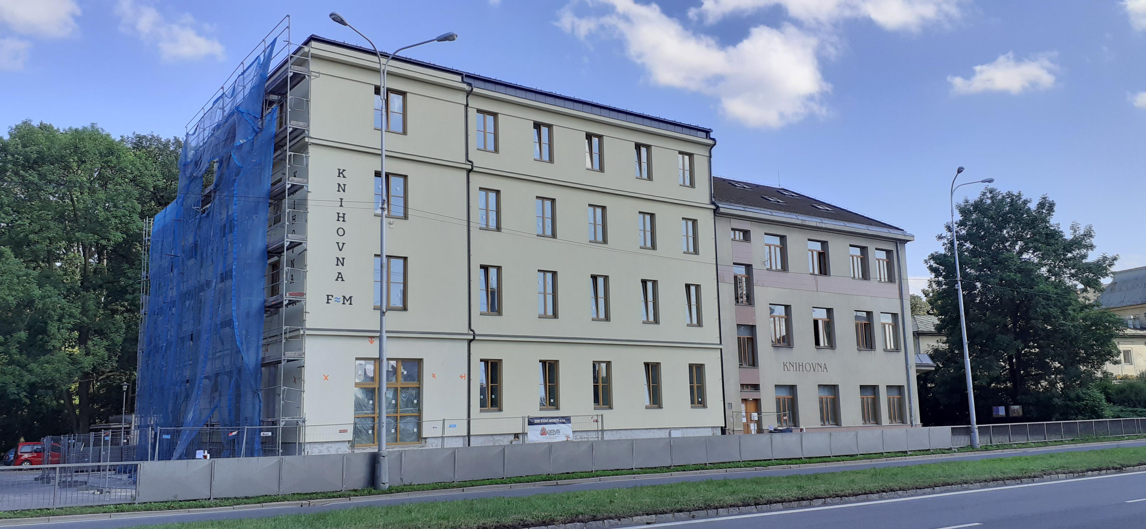 Městská knihovna F-M, pobočka Místek foto 3