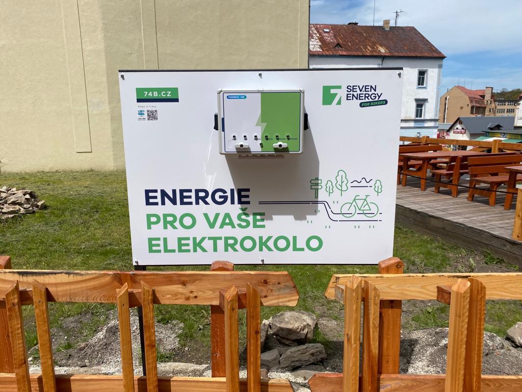 Nabíjecí stanice Grill a Restaurace Pod Lípami