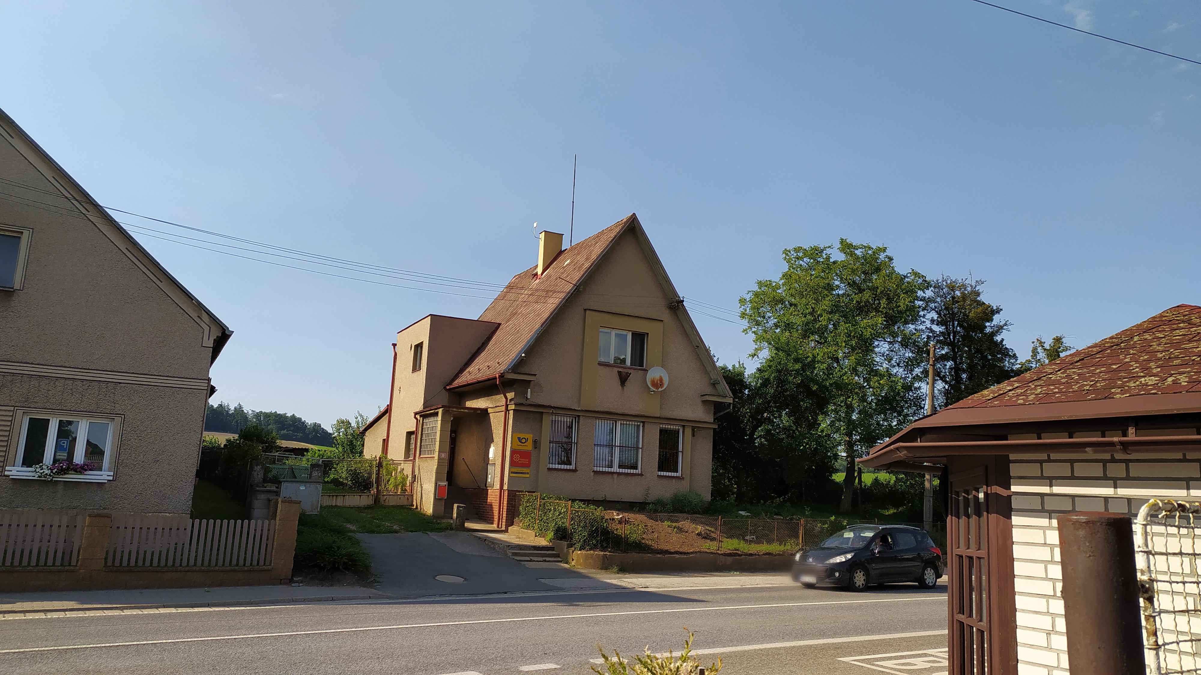 Pošta - Výdejní místo Dolany u Jaroměře foto 5