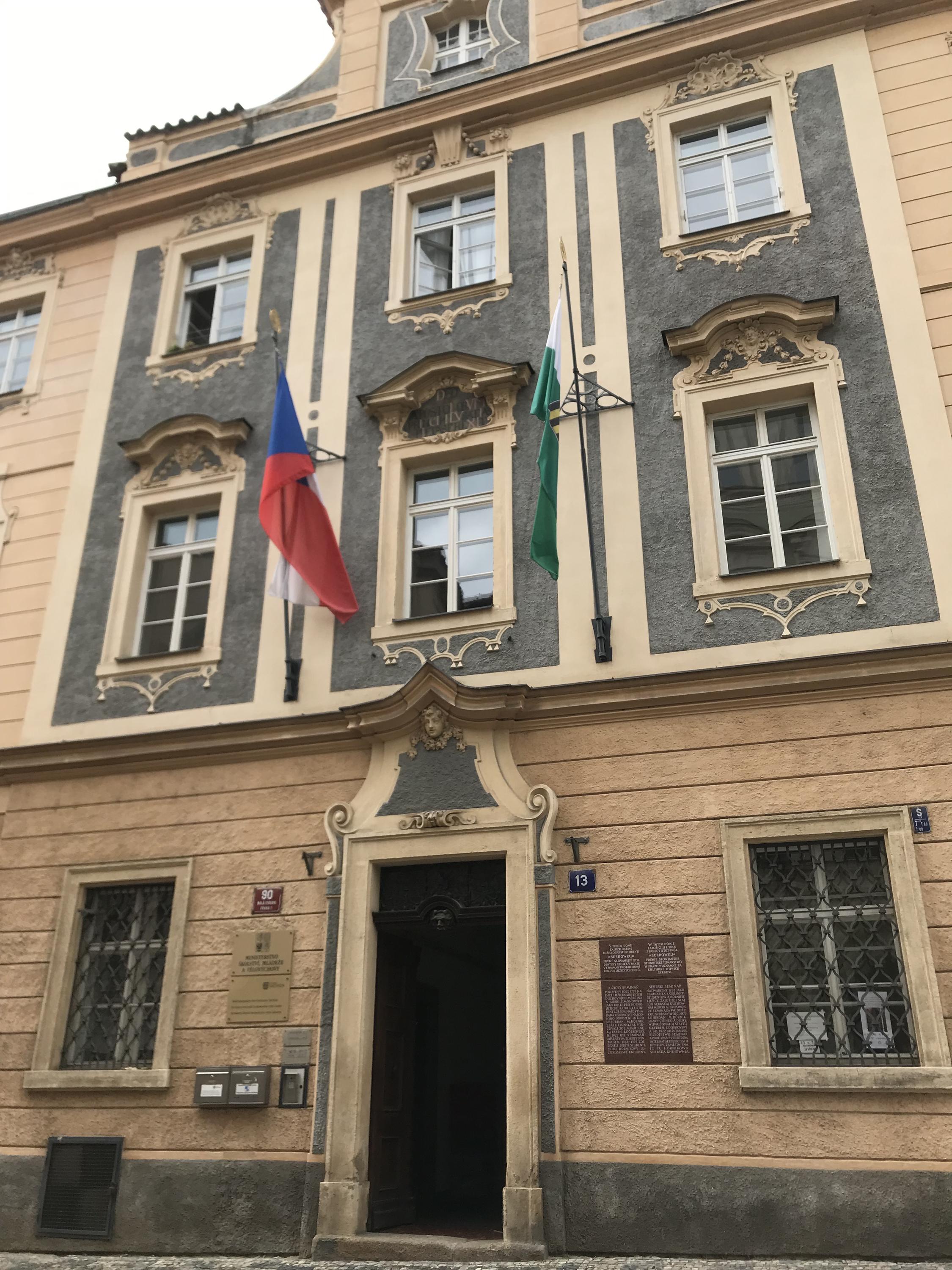 Hórnikova lužickosrbská knihovna foto 3