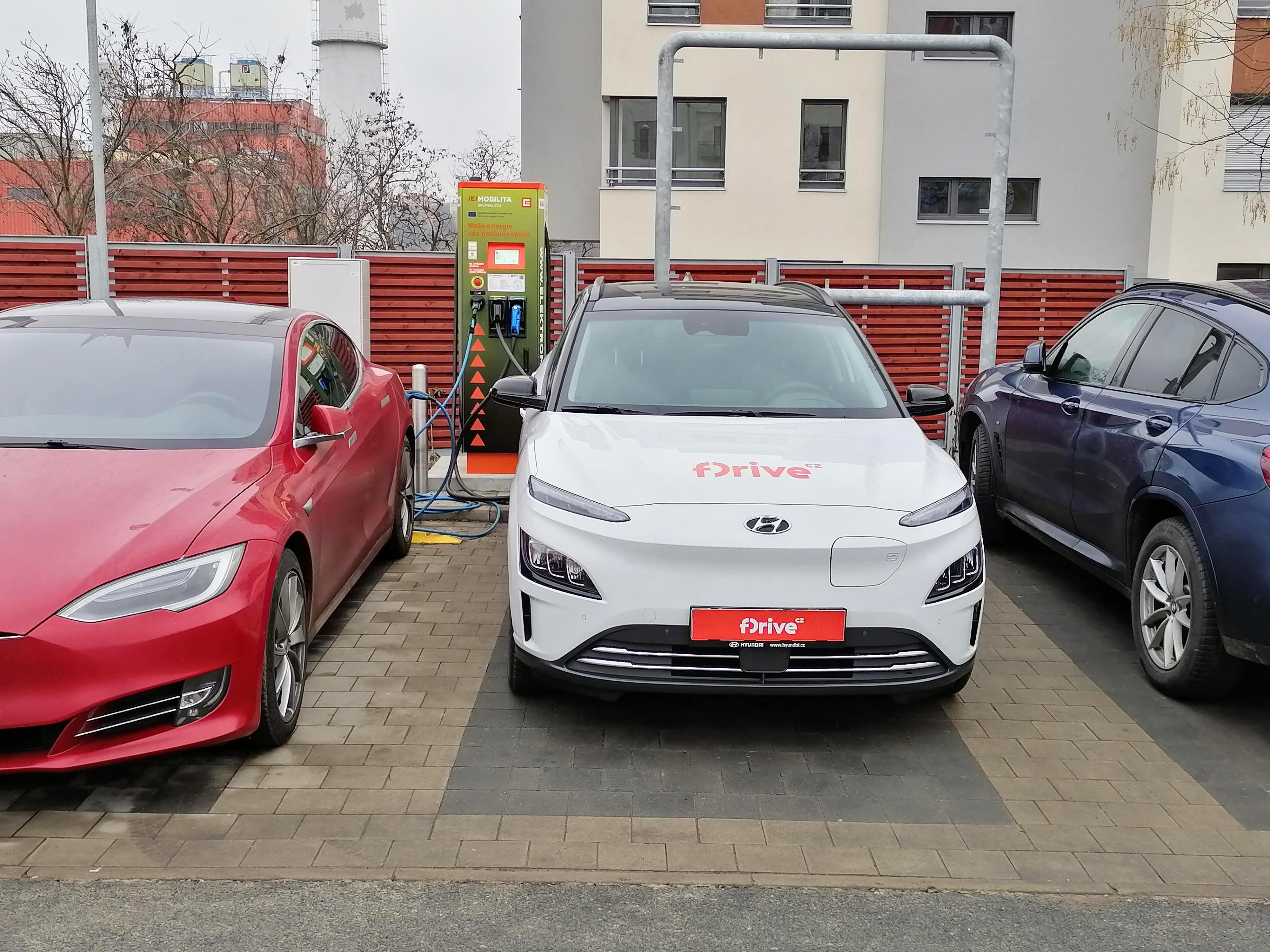 Nabíjecí stanice ČEZ