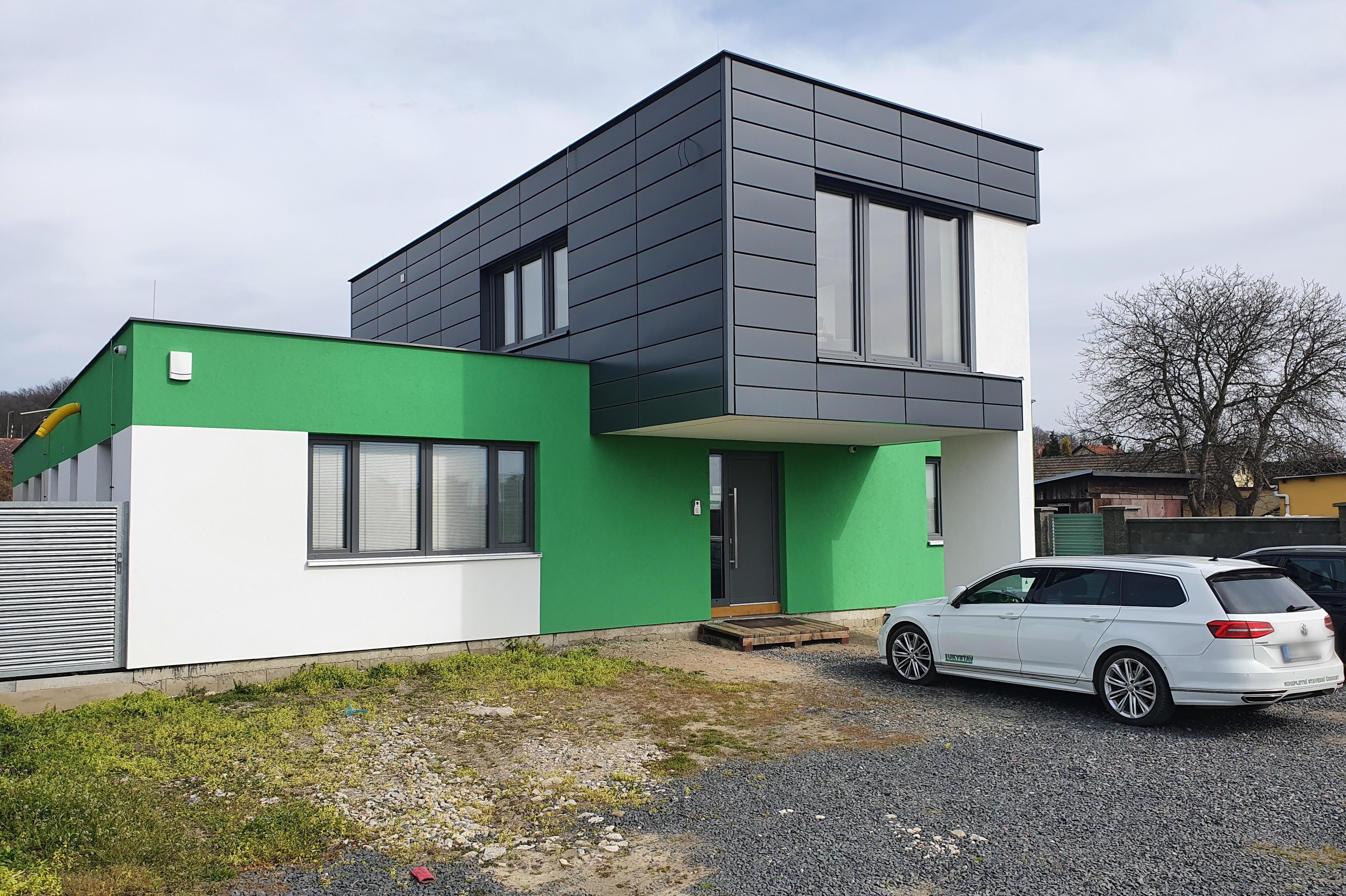 LUKYSTAV spol. s r.o.