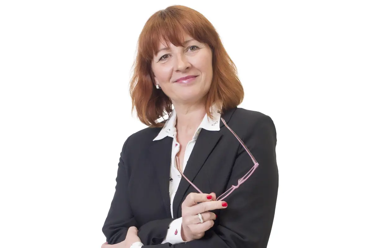 Mgr. Jana Čermochová - certifikovaný makléř QARA s.r.o.